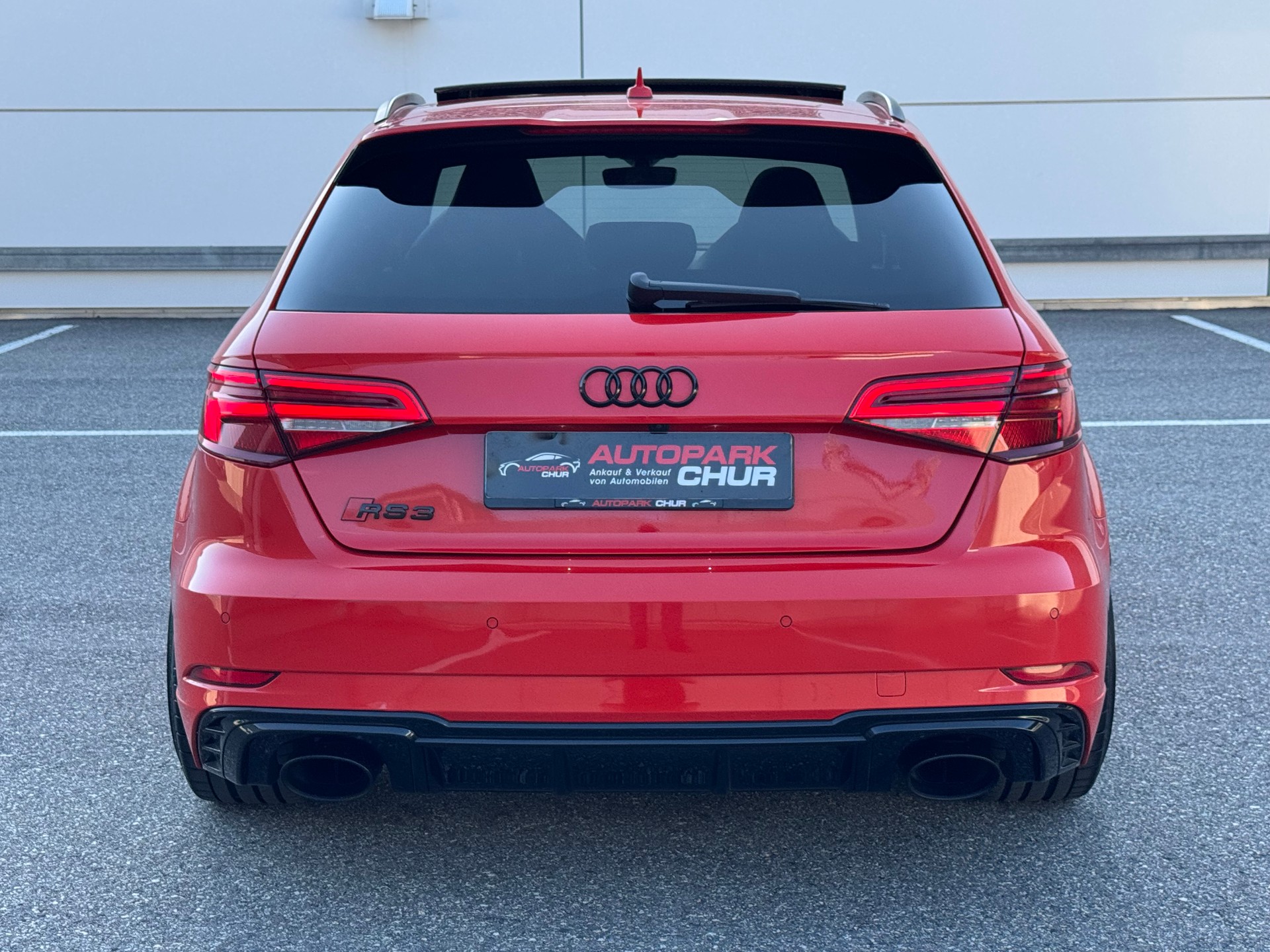 AUDI RS3 Sportback 2.5 TSI quattro S-tronic-image-3
