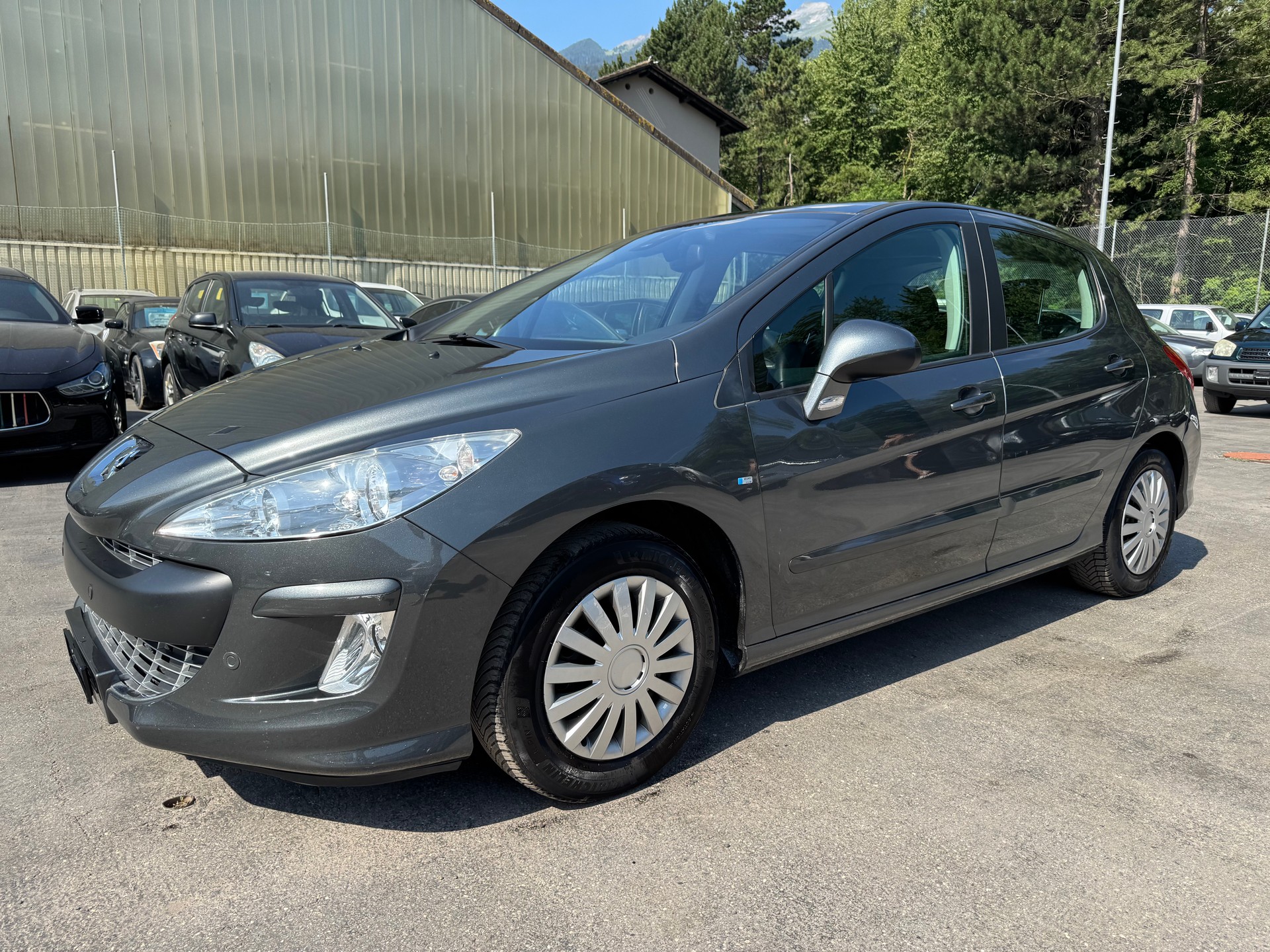 PEUGEOT 308 1.6 16V T XSI Automatic-image-7