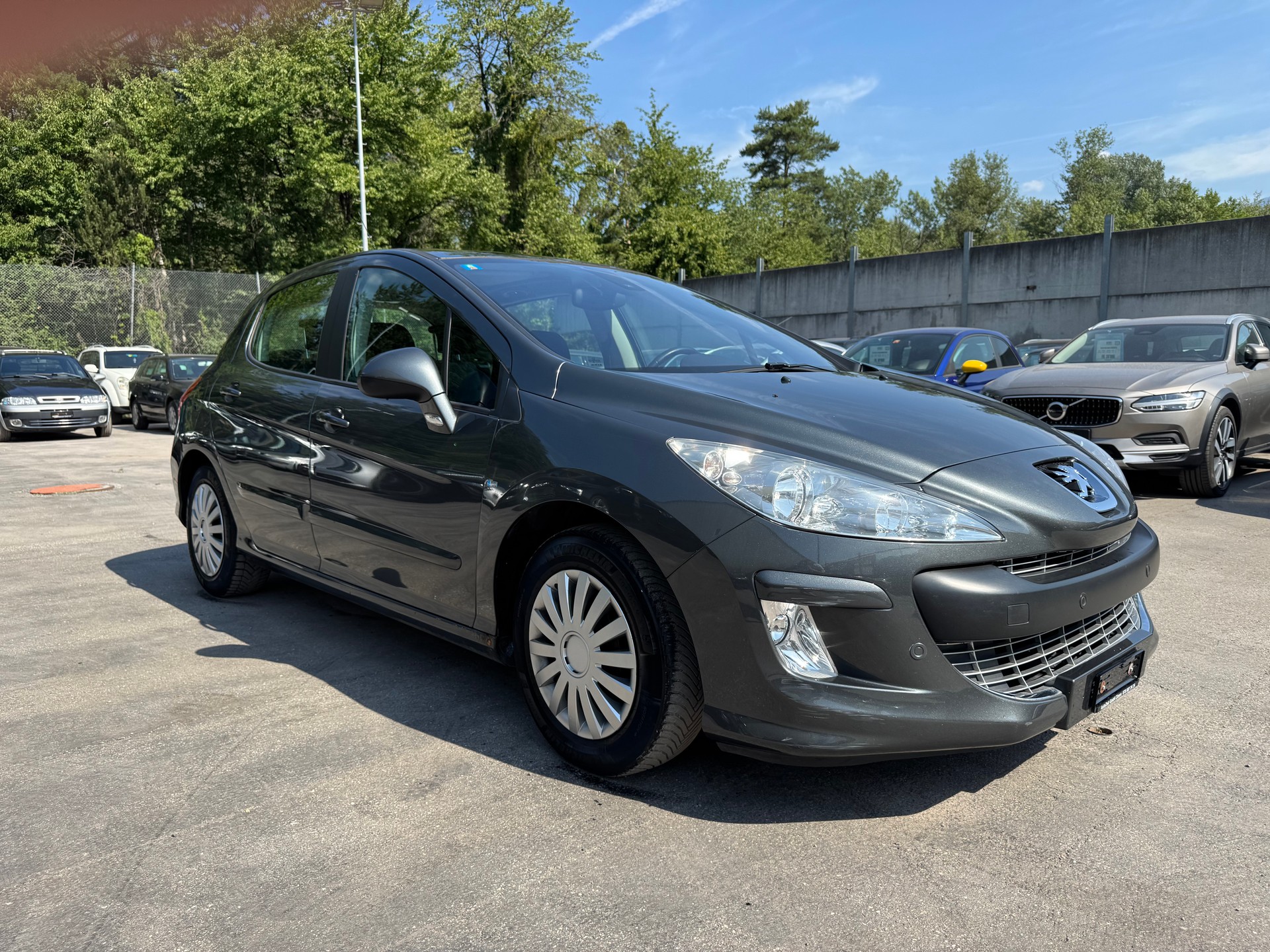 PEUGEOT 308 1.6 16V T XSI Automatic-image-1