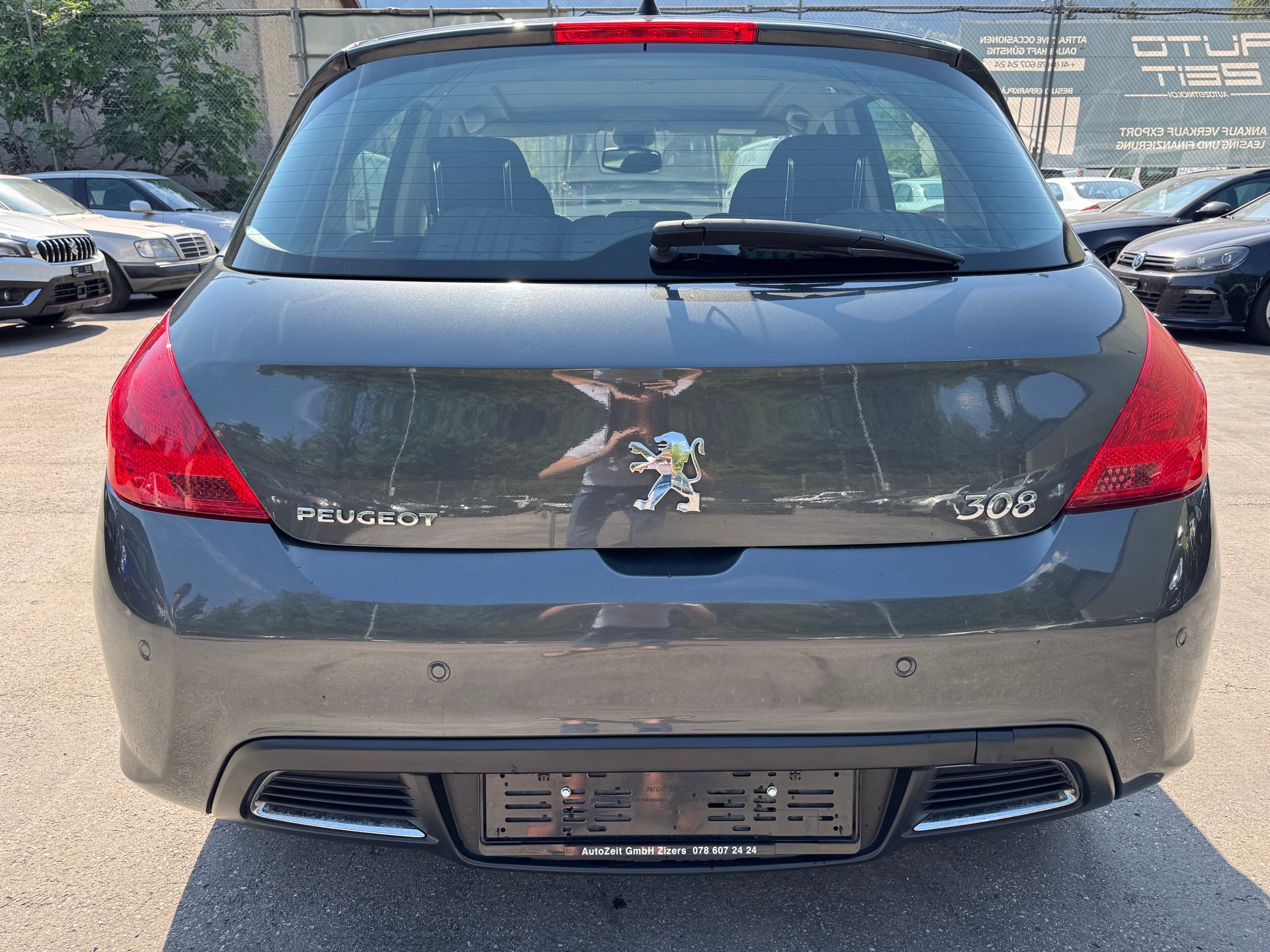 PEUGEOT 308 1.6 16V T XSI Automatic-image-4