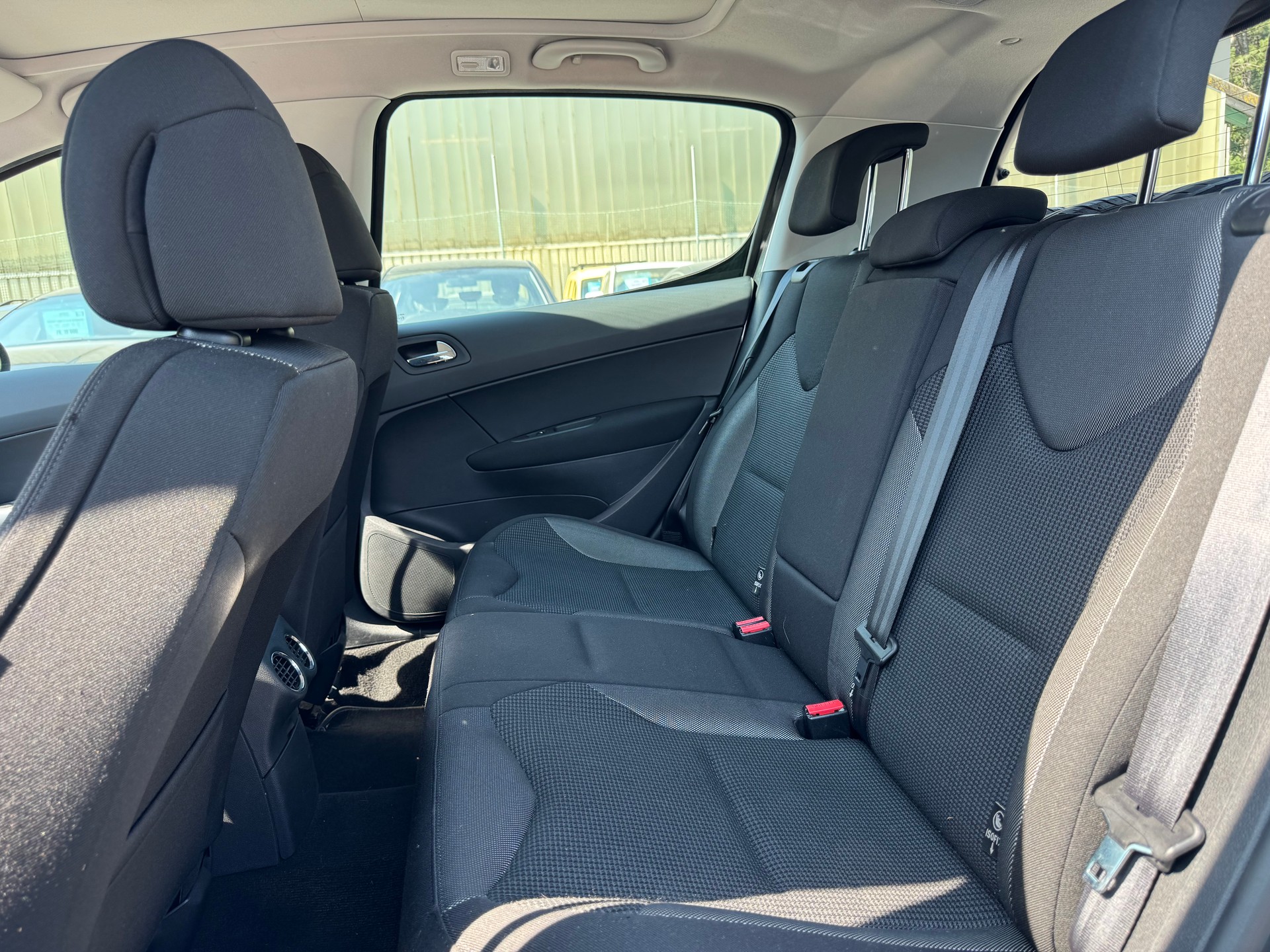 PEUGEOT 308 1.6 16V T XSI Automatic-image-9