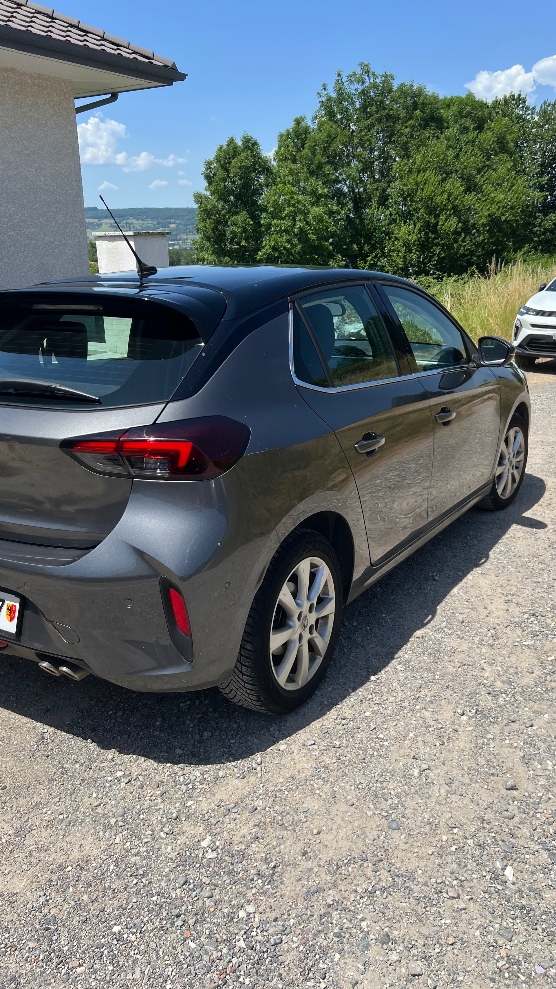 OPEL 1.2 T 130 Elegance-image-2
