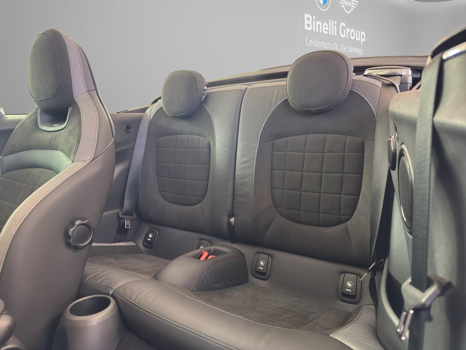 MINI Cabrio john Cooper Works-image-16