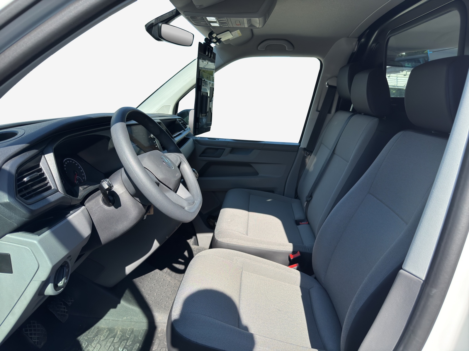 VW T6.1 2.0 TDI-image-6