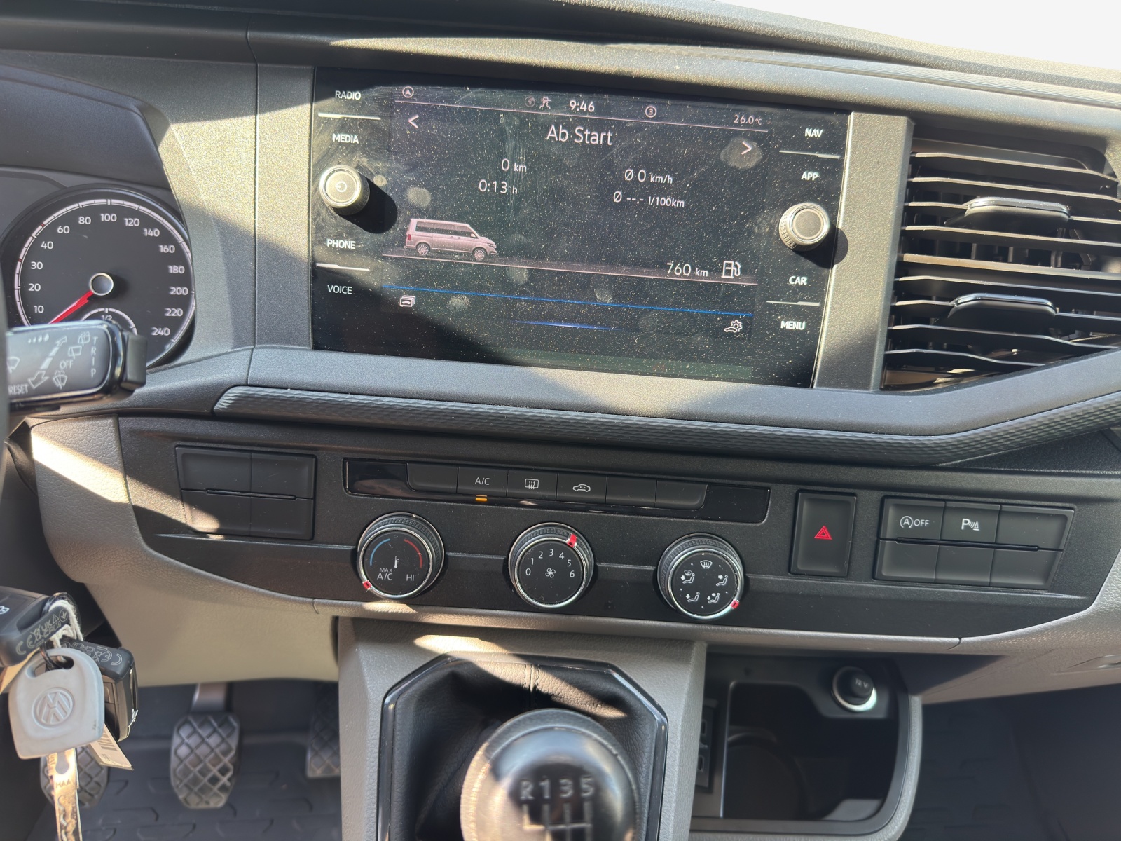 VW T6.1 2.0 TDI-image-9