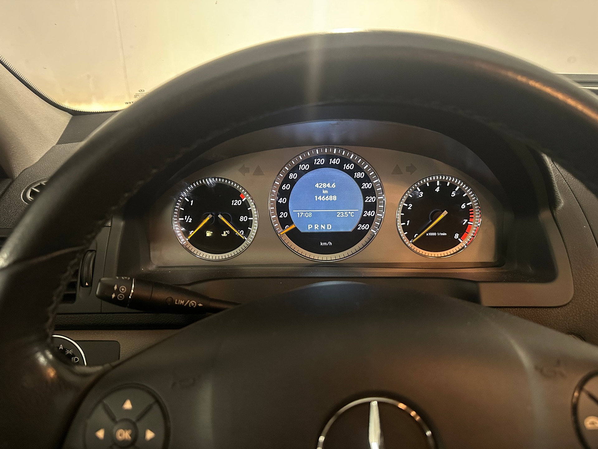 MERCEDES-BENZ C 350 V6 4matic-image-4