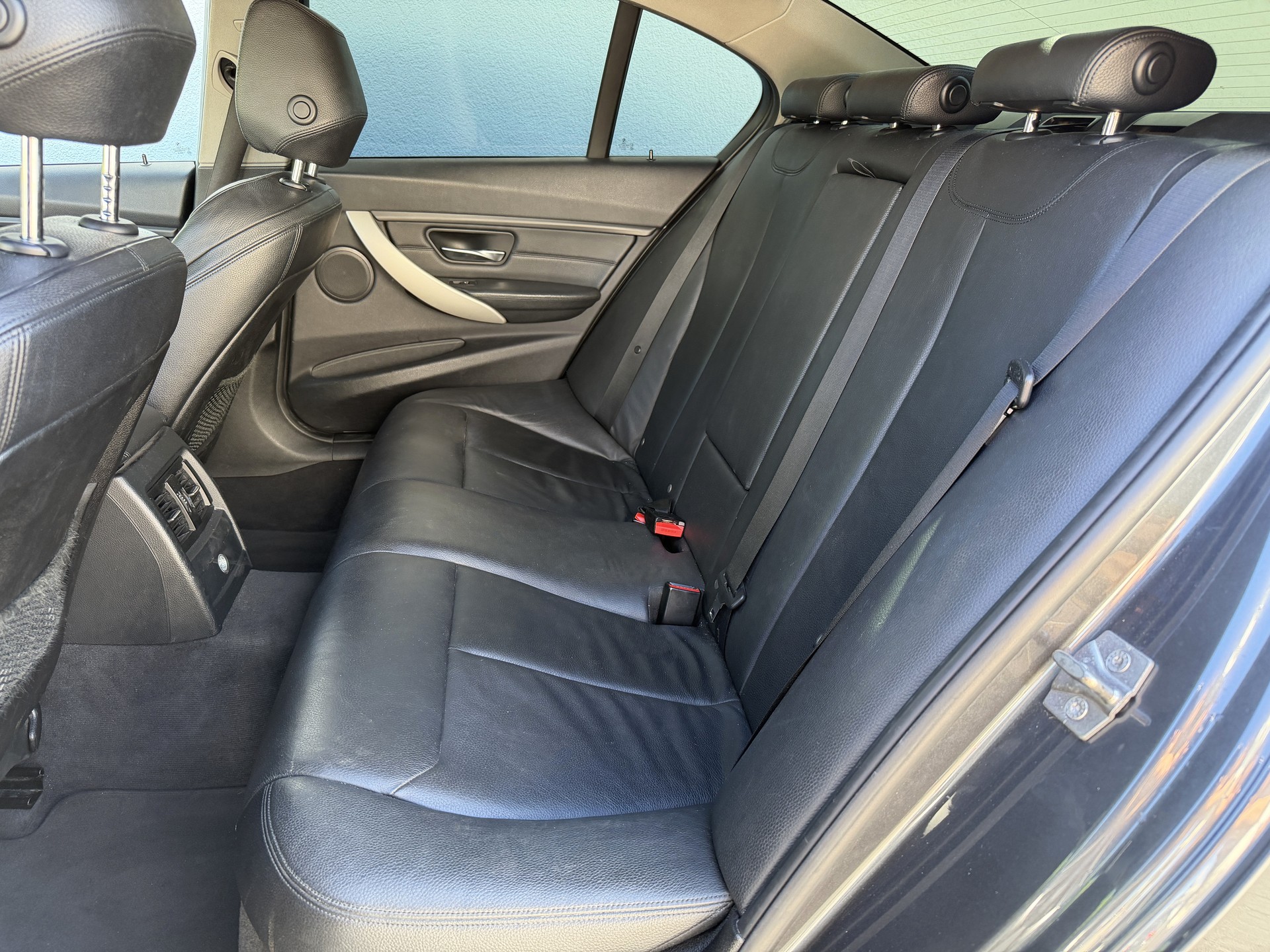 BMW 328i xDrive Sport Line Steptronic-image-21