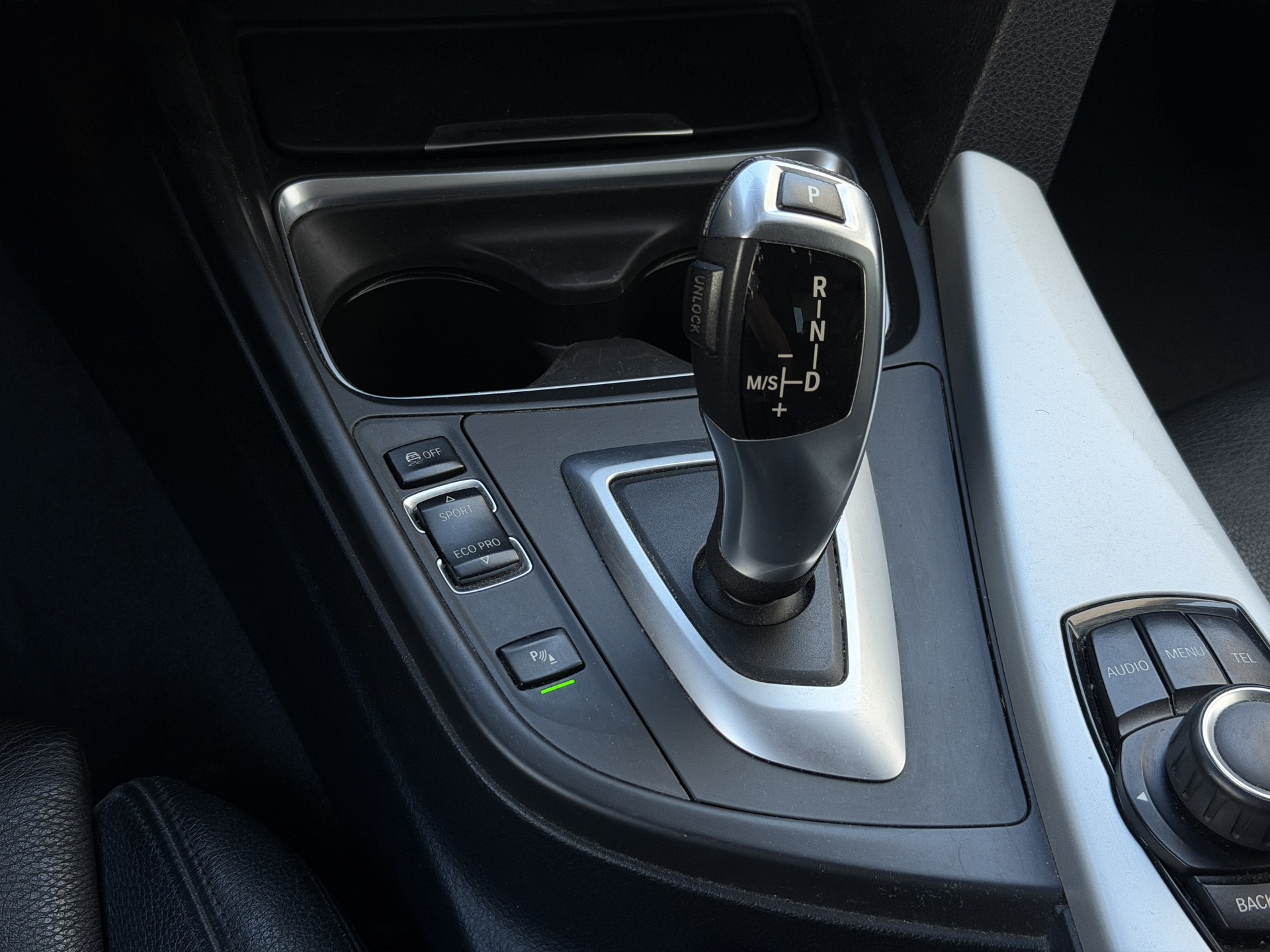 BMW 328i xDrive Sport Line Steptronic-image-14