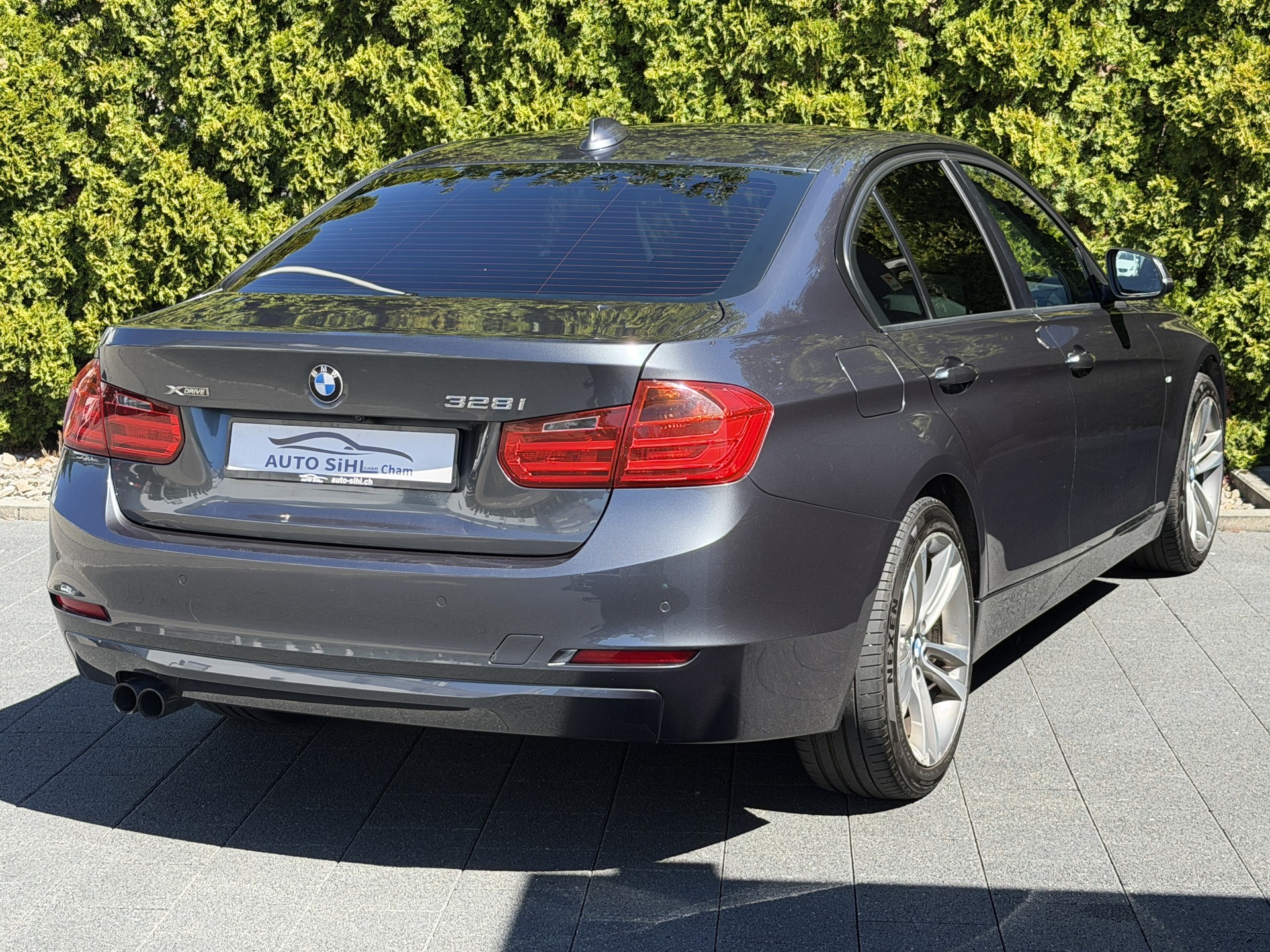 BMW 328i xDrive Sport Line Steptronic-image-9
