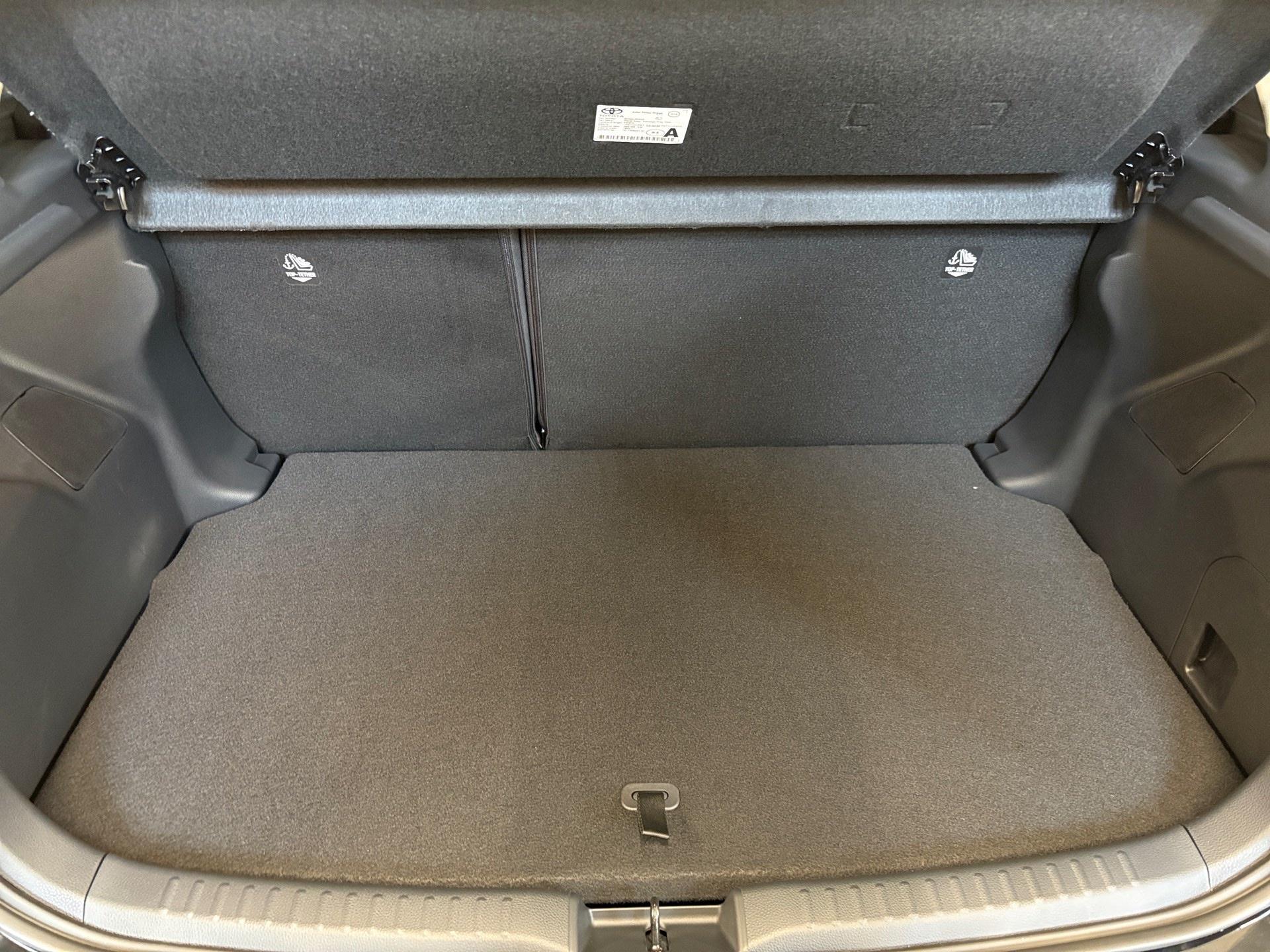 TOYOTA Yaris 1.5 Trend e-CVT-image-14