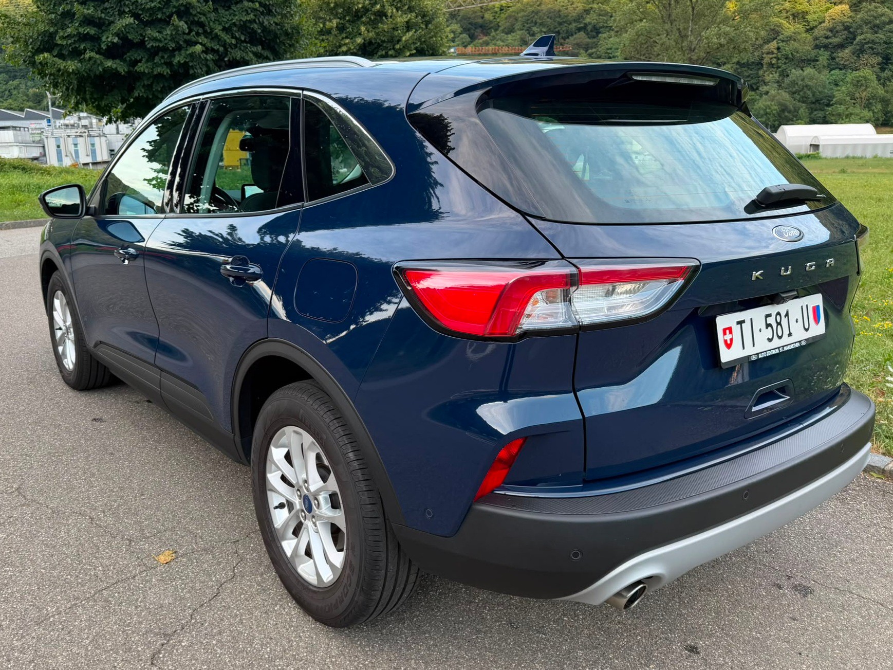 FORD Kuga 1.5 TDCi Titanium 2WD Automat-image-3