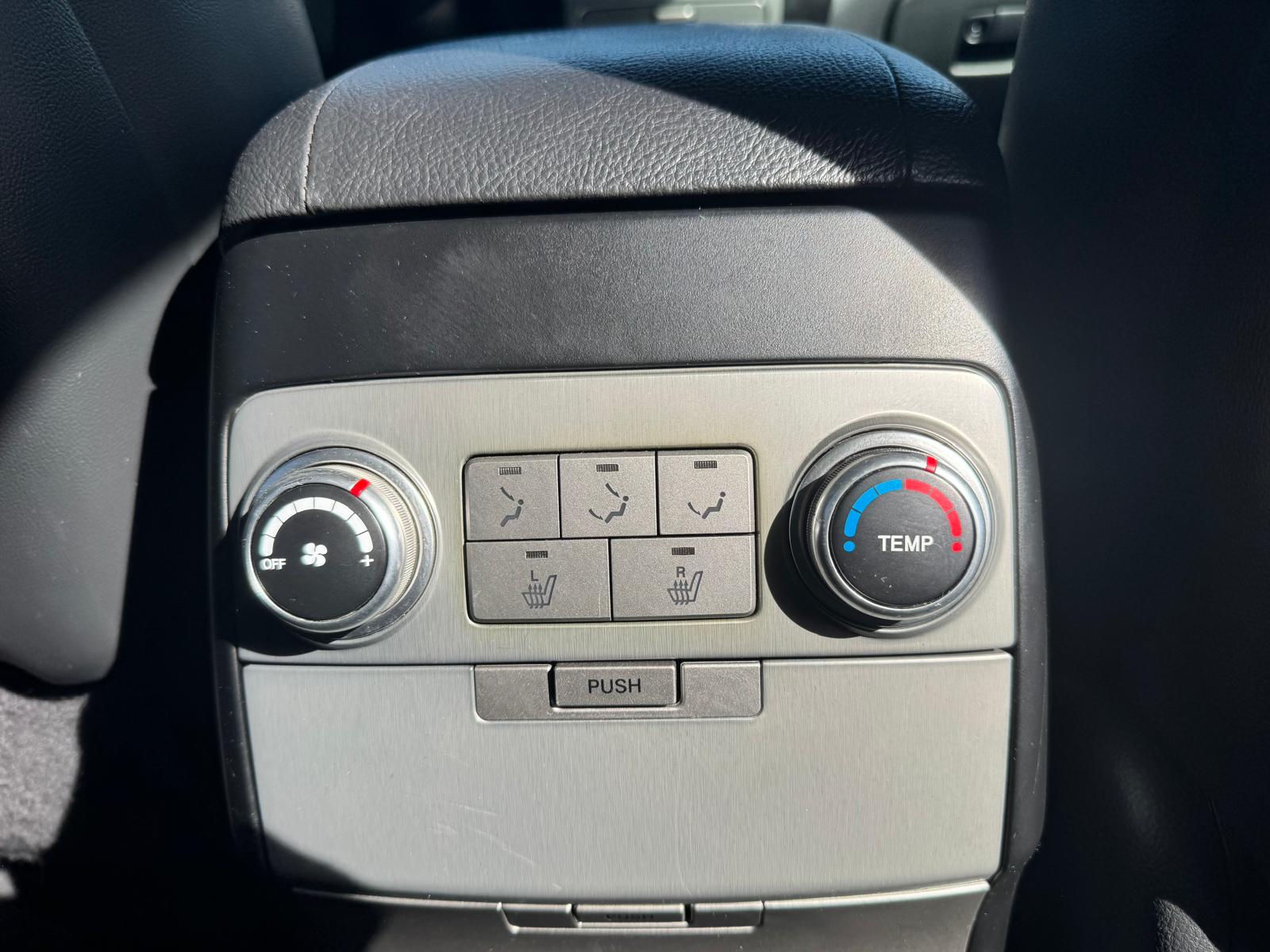 HYUNDAI iX 55 3.0 CRDI V6 4WD Automatic-image-14