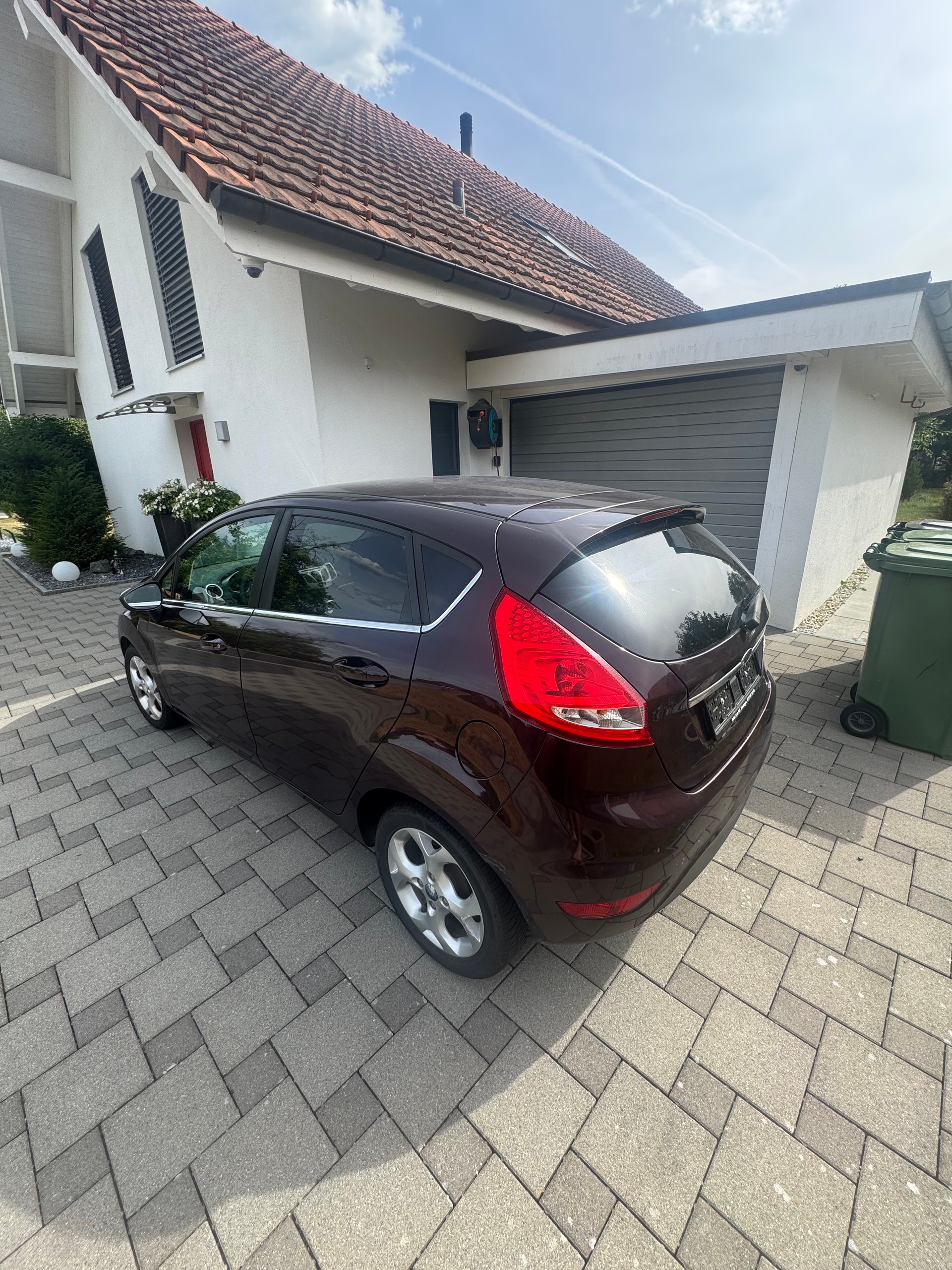 FORD 1.6 16V Titanium-image-3