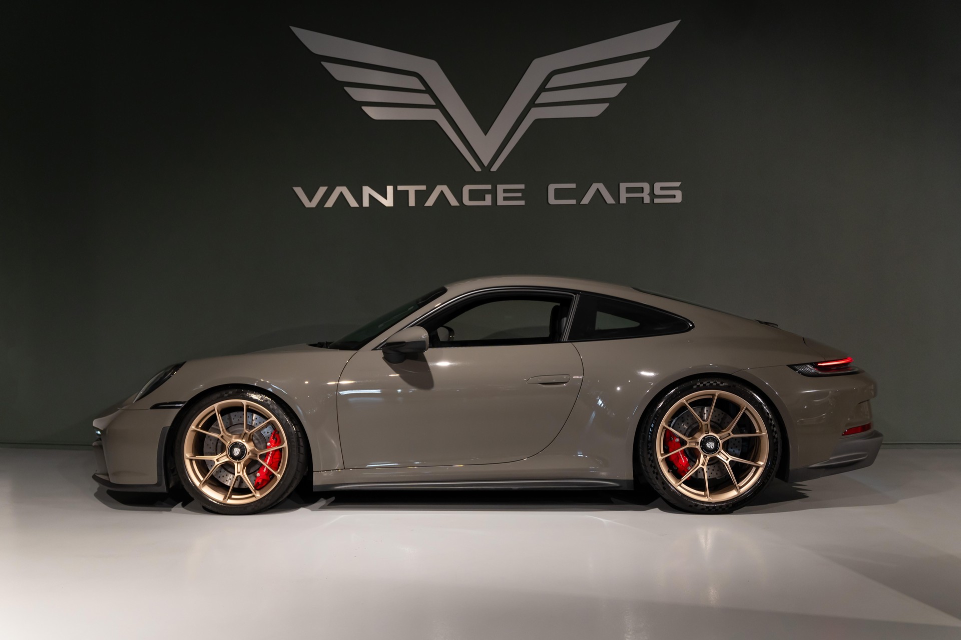 PORSCHE 911 Coupé 4.0 GT3 Touring PDK-image-1