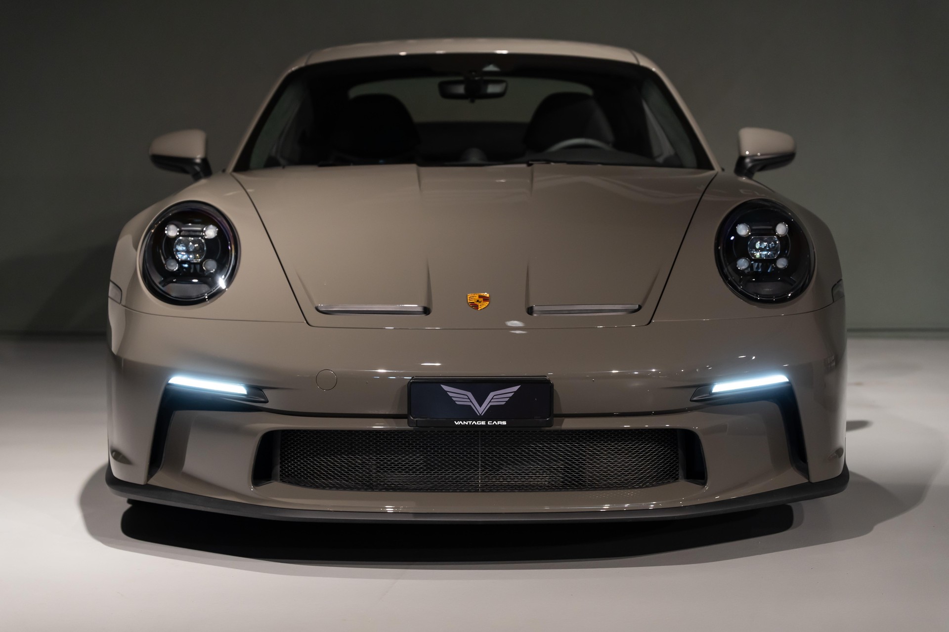 PORSCHE 911 Coupé 4.0 GT3 Touring PDK-image-2