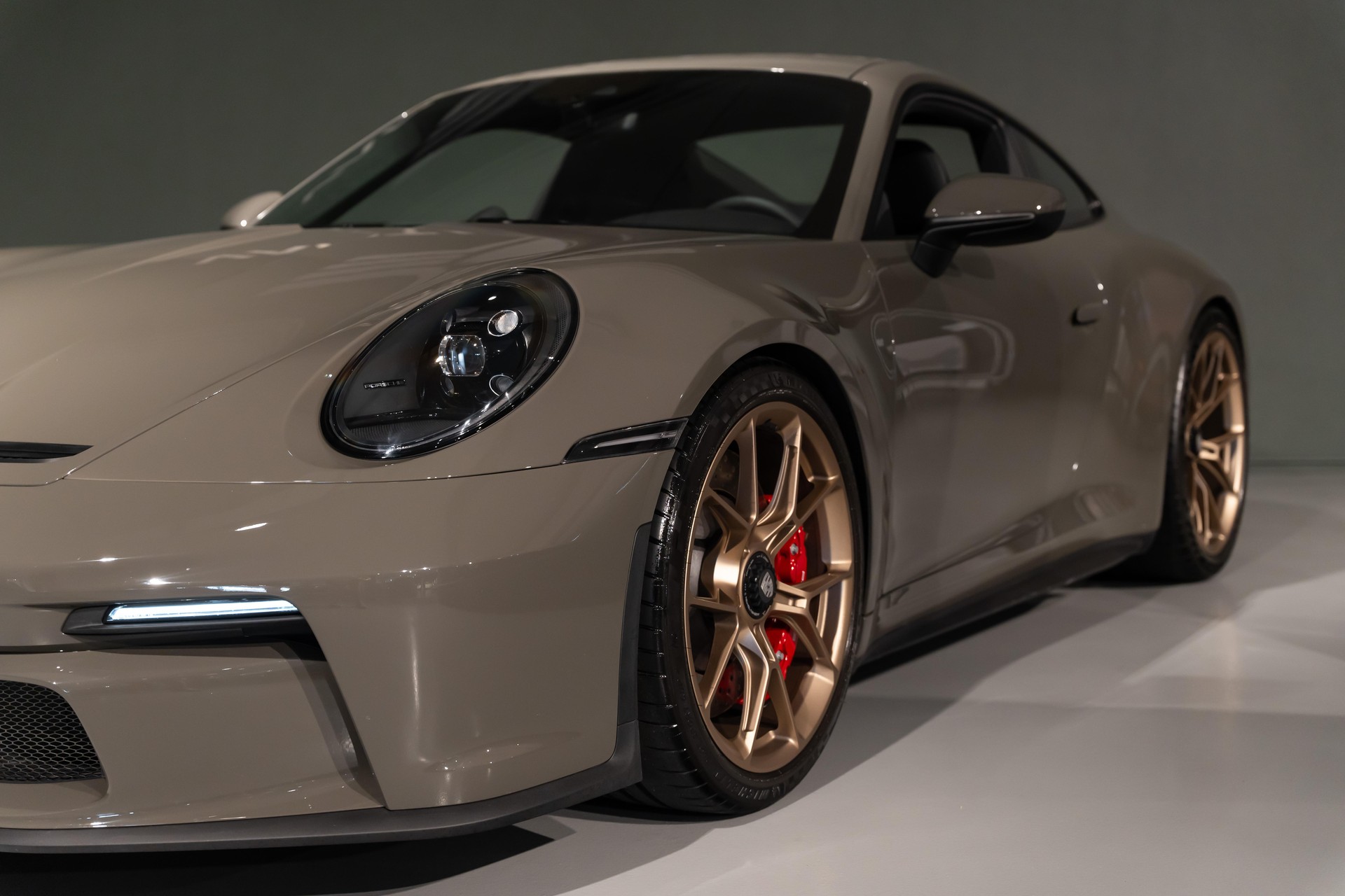 PORSCHE 911 Coupé 4.0 GT3 Touring PDK-image-5