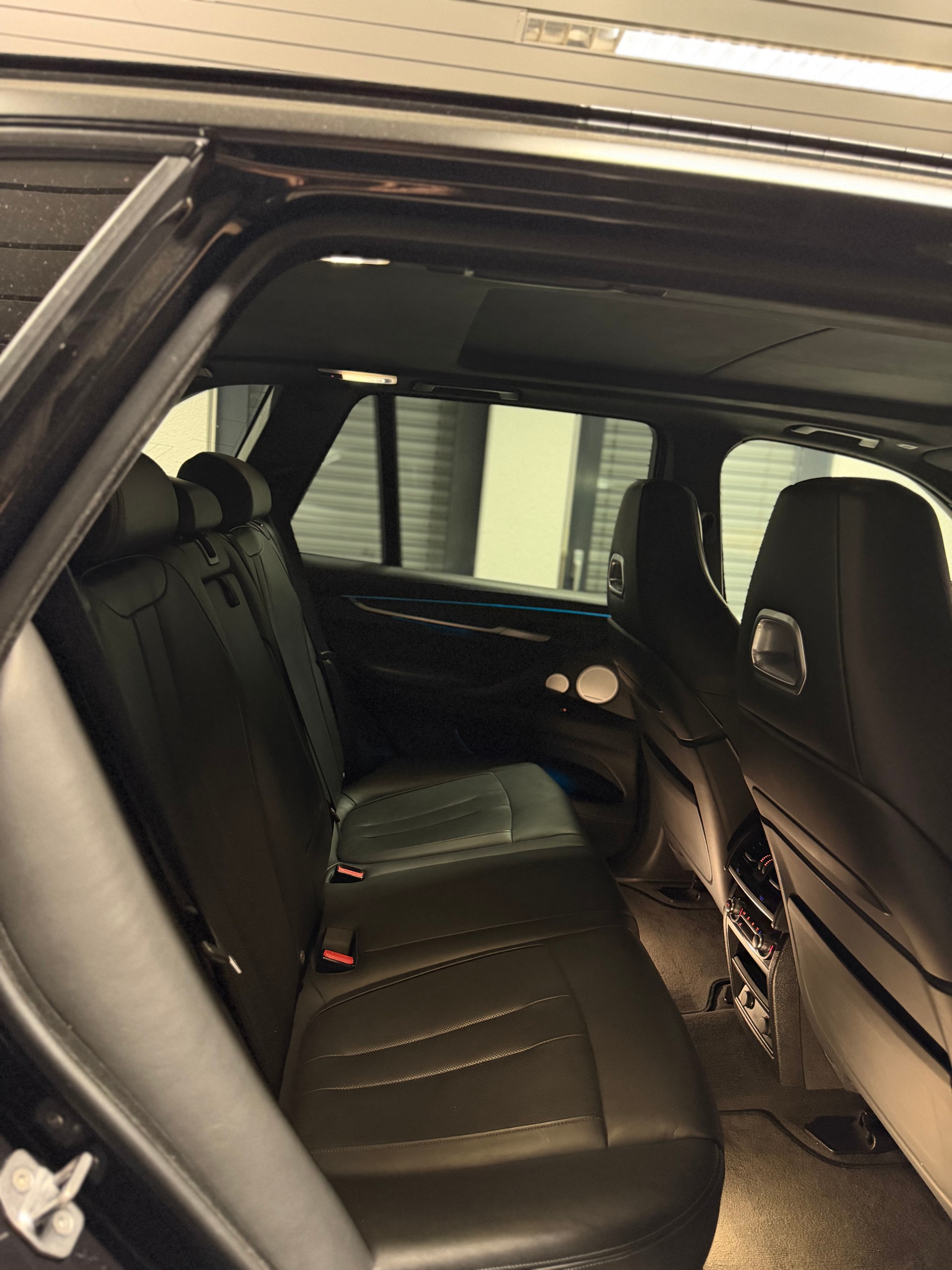 BMW X5M Steptronic-image-12
