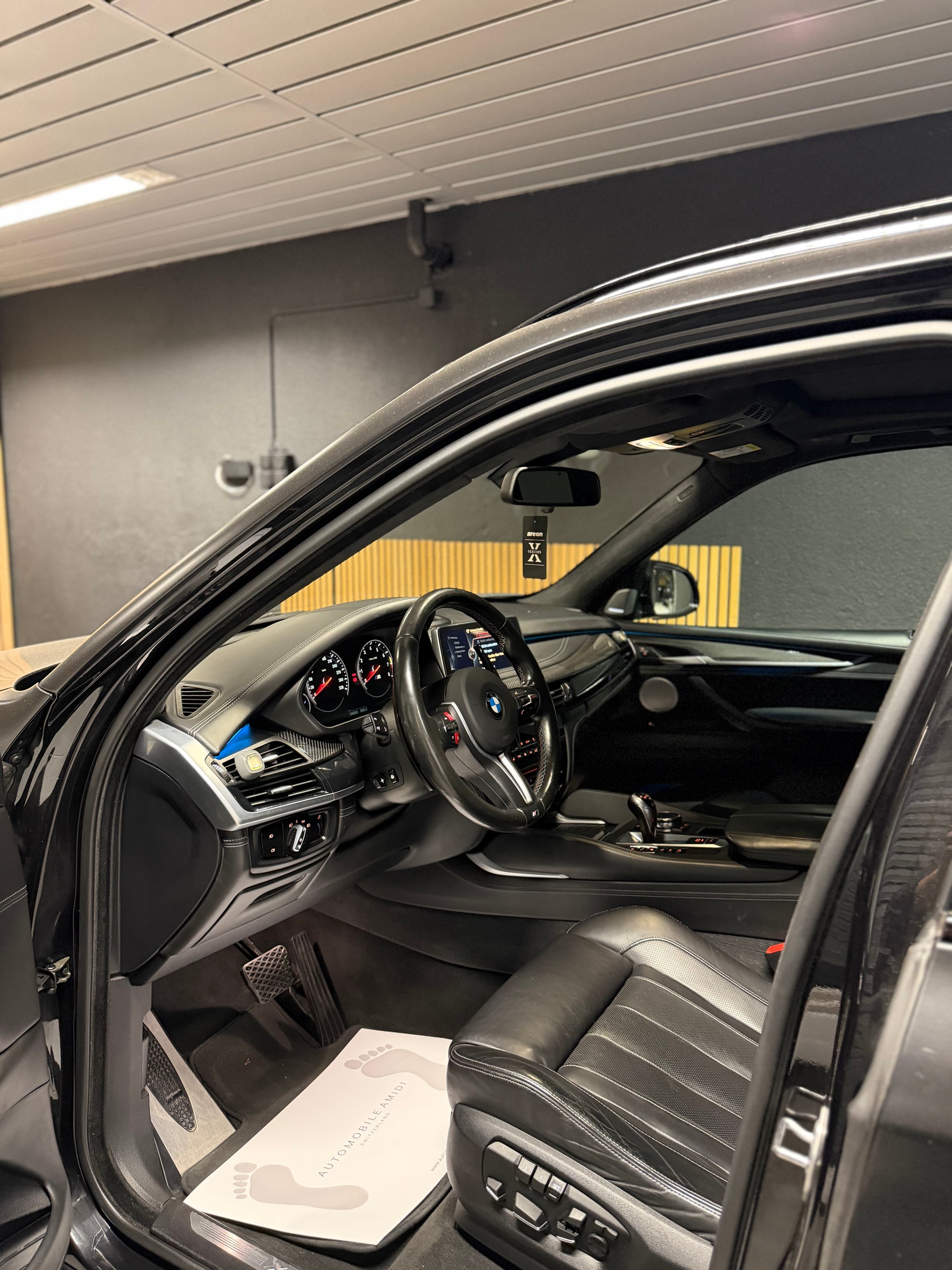 BMW X5M Steptronic-image-6