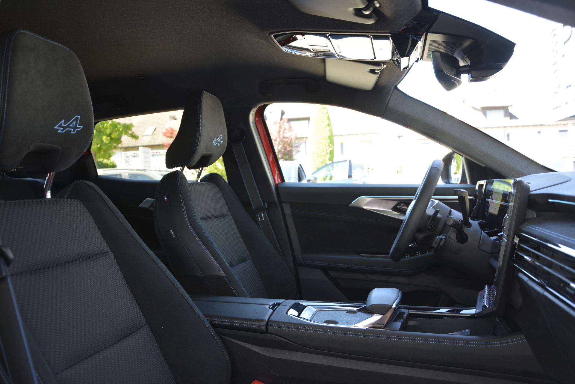 RENAULT Austral 1.2 E-Tech techno esprit Alpine-image-8