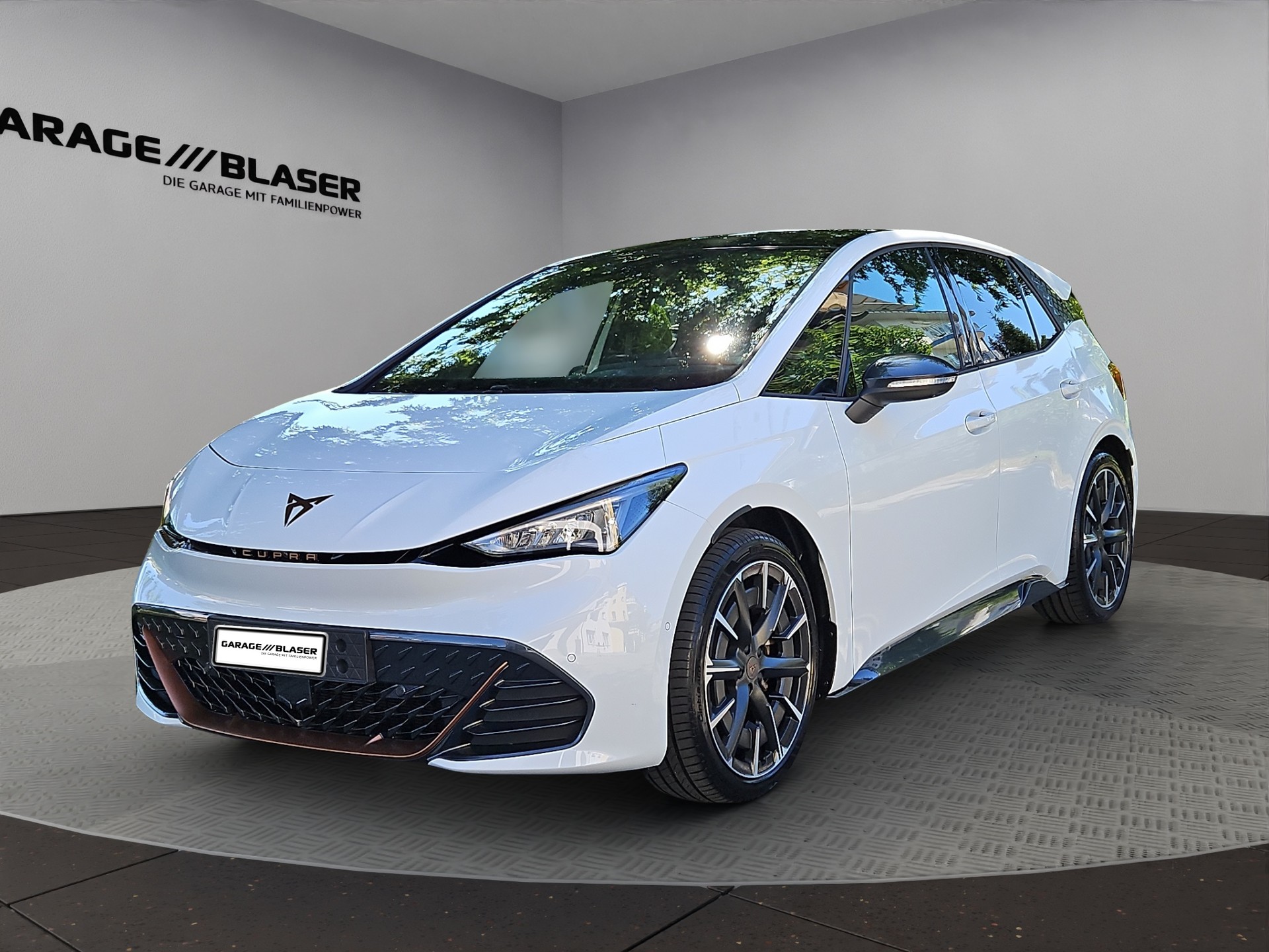 CUPRA Born 58 kWh e-Boost-image-0