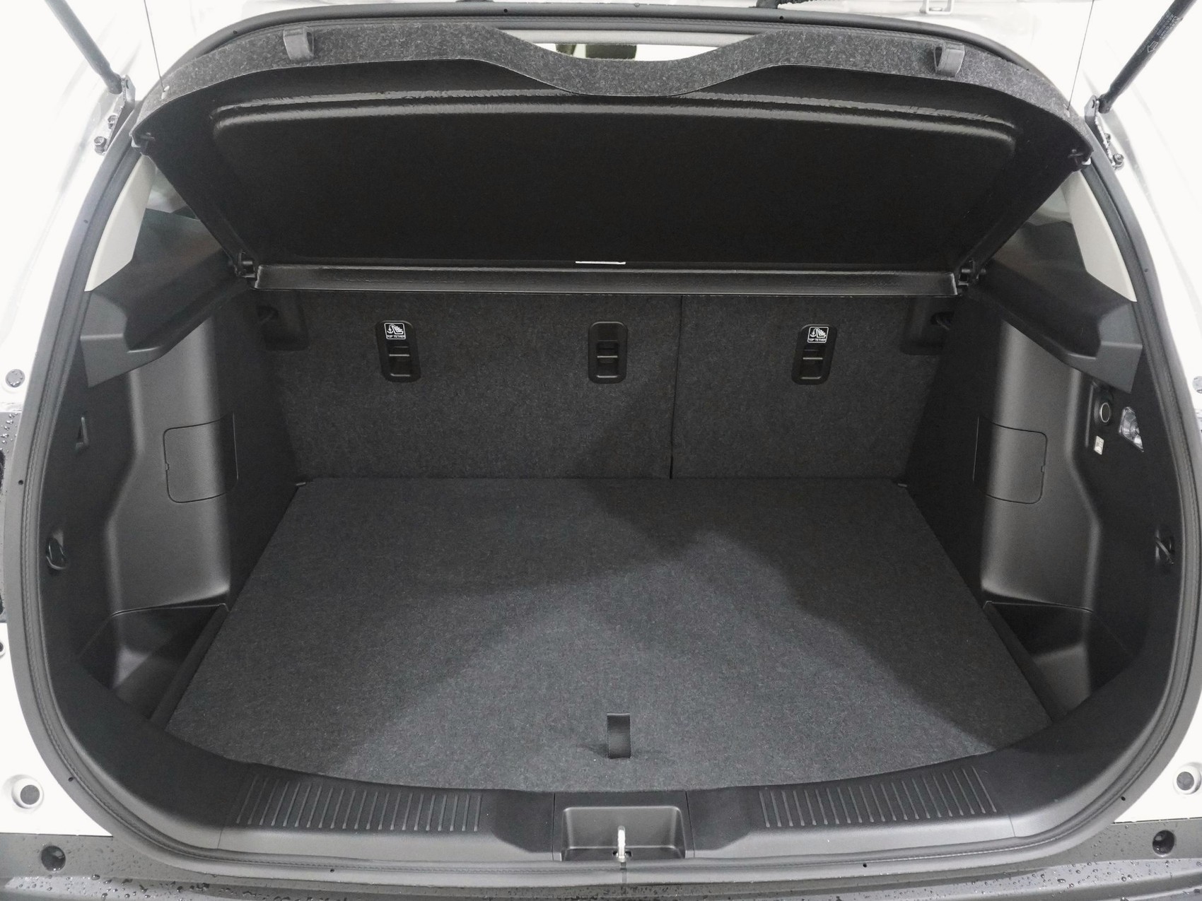 SUZUKI S-Cross 1.5 Compact Top Hybrid 4x4-image-18