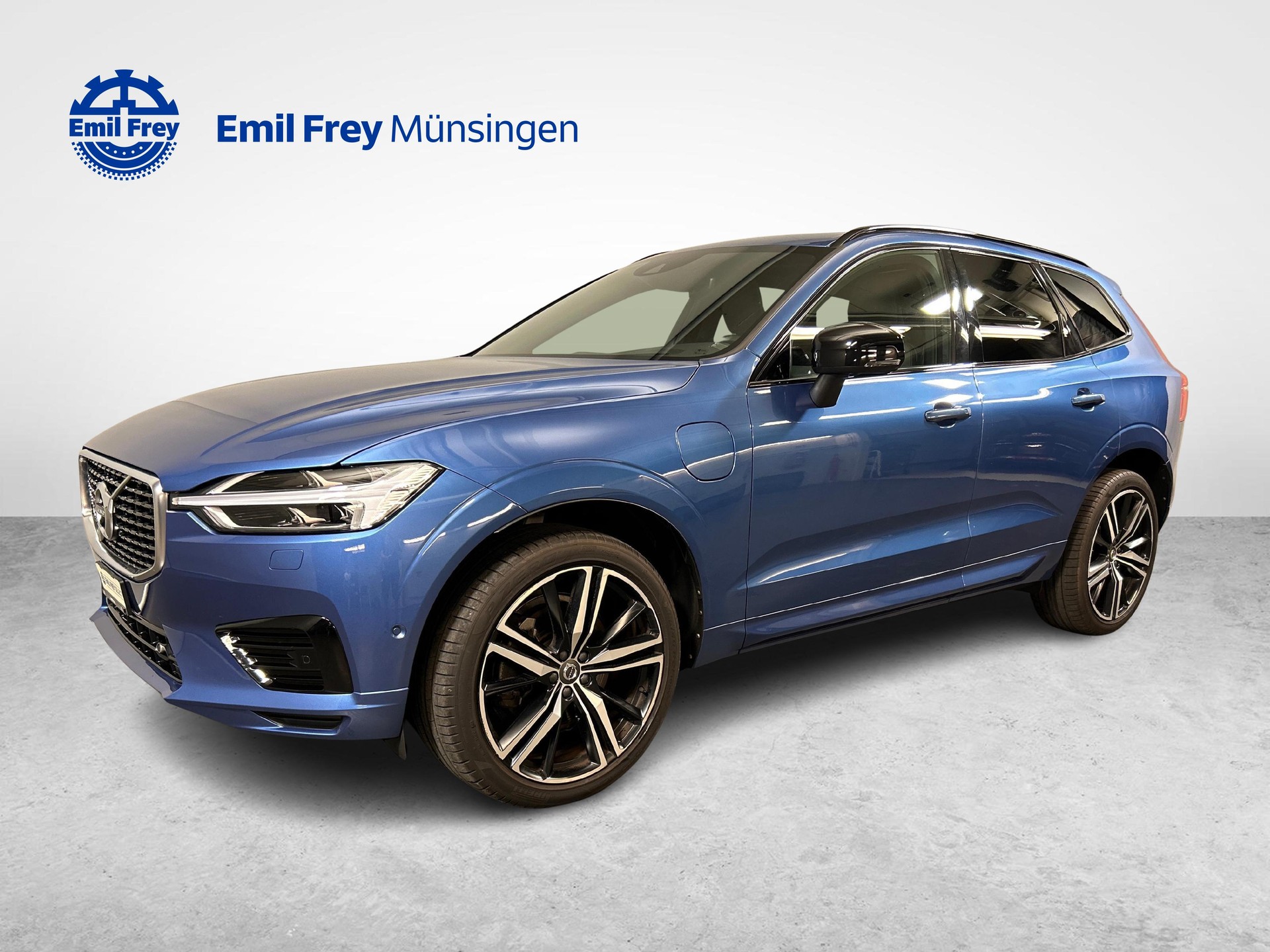 VOLVO XC60 2.0 T8 TE R-Design eAWD-image-1