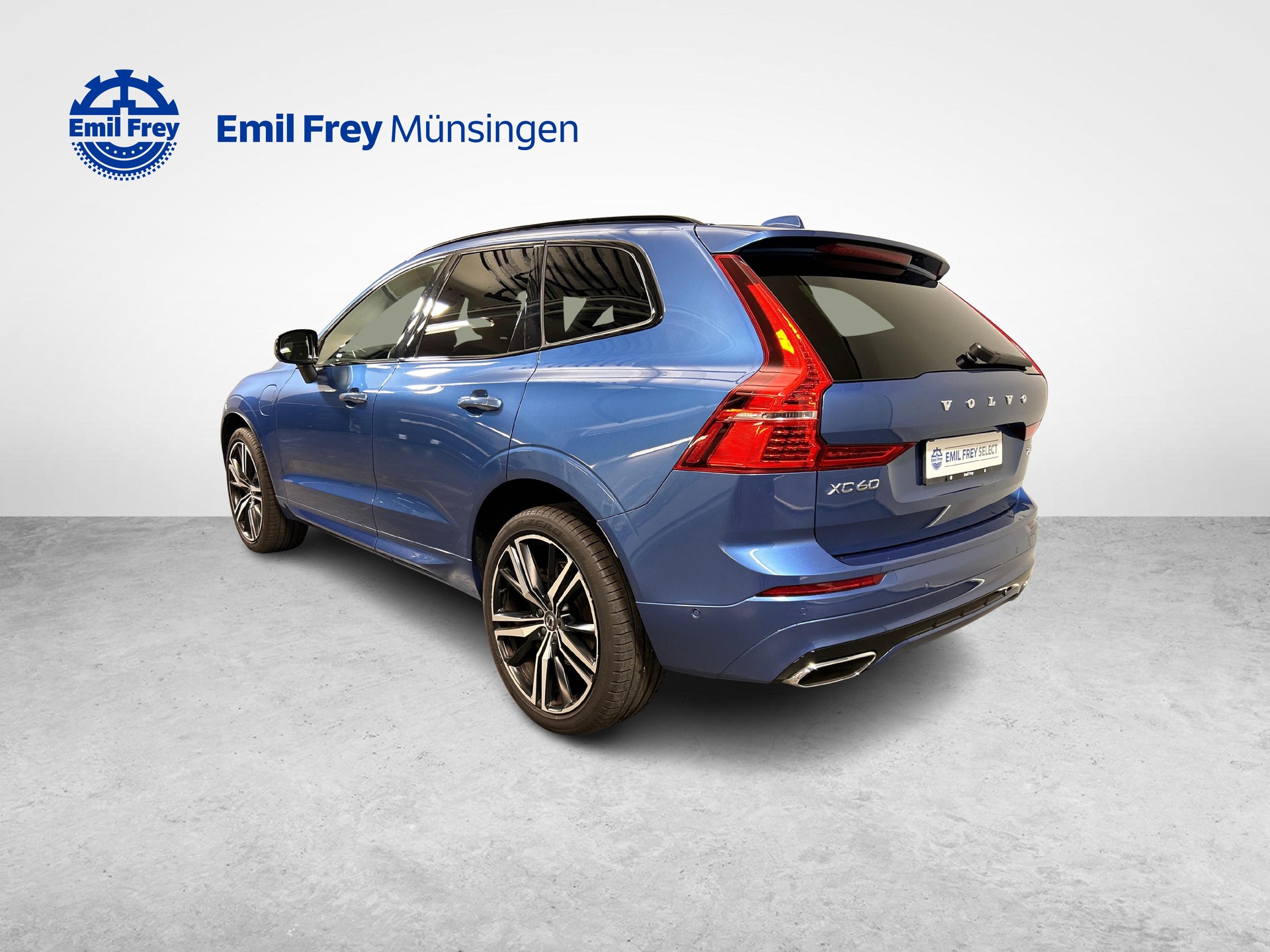 VOLVO XC60 2.0 T8 TE R-Design eAWD-image-10