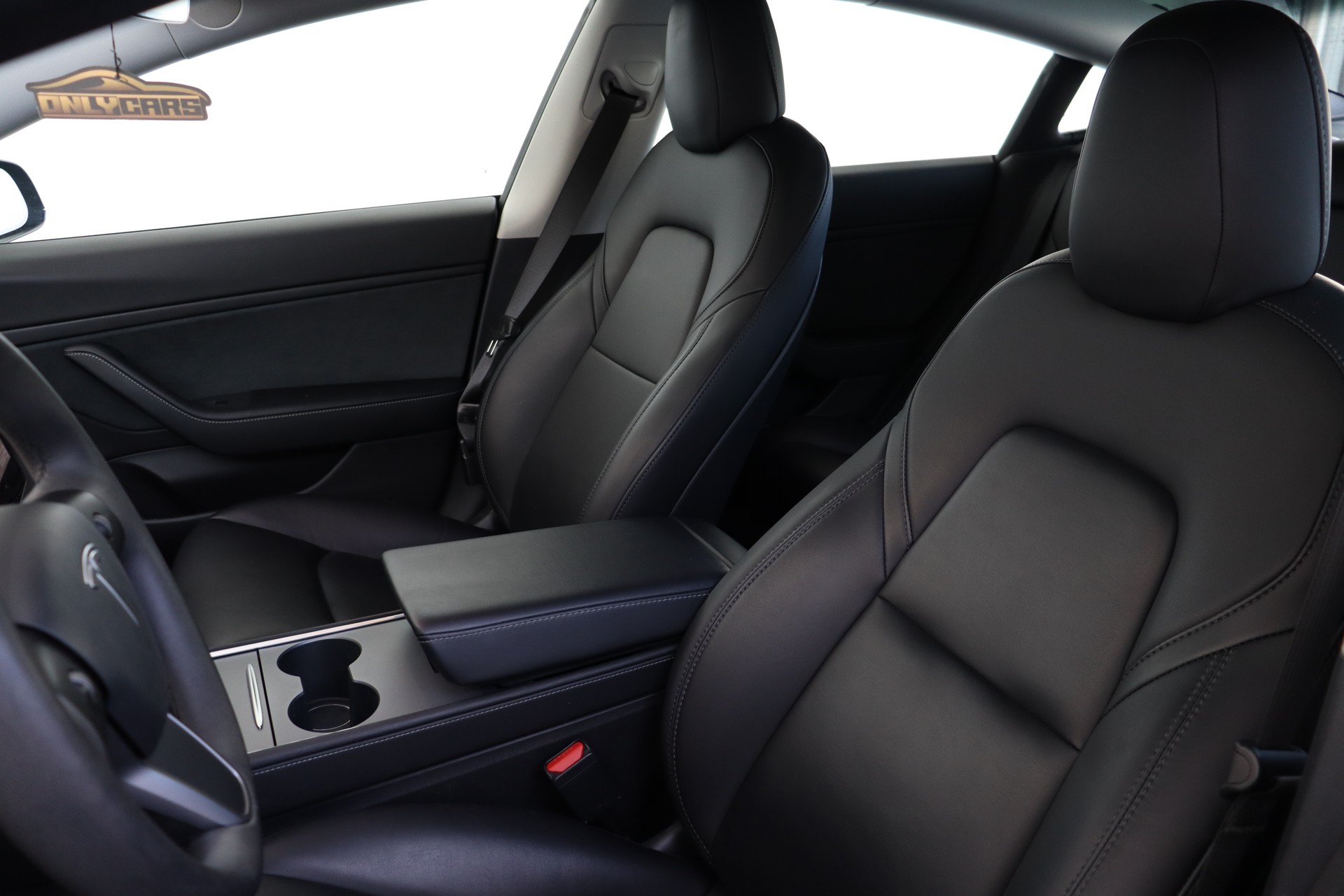 TESLA Model 3 Performance Dual Motor AWD-image-21