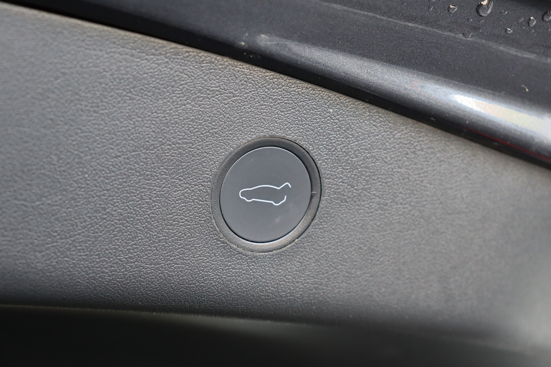 TESLA Model 3 Performance Dual Motor AWD-image-14