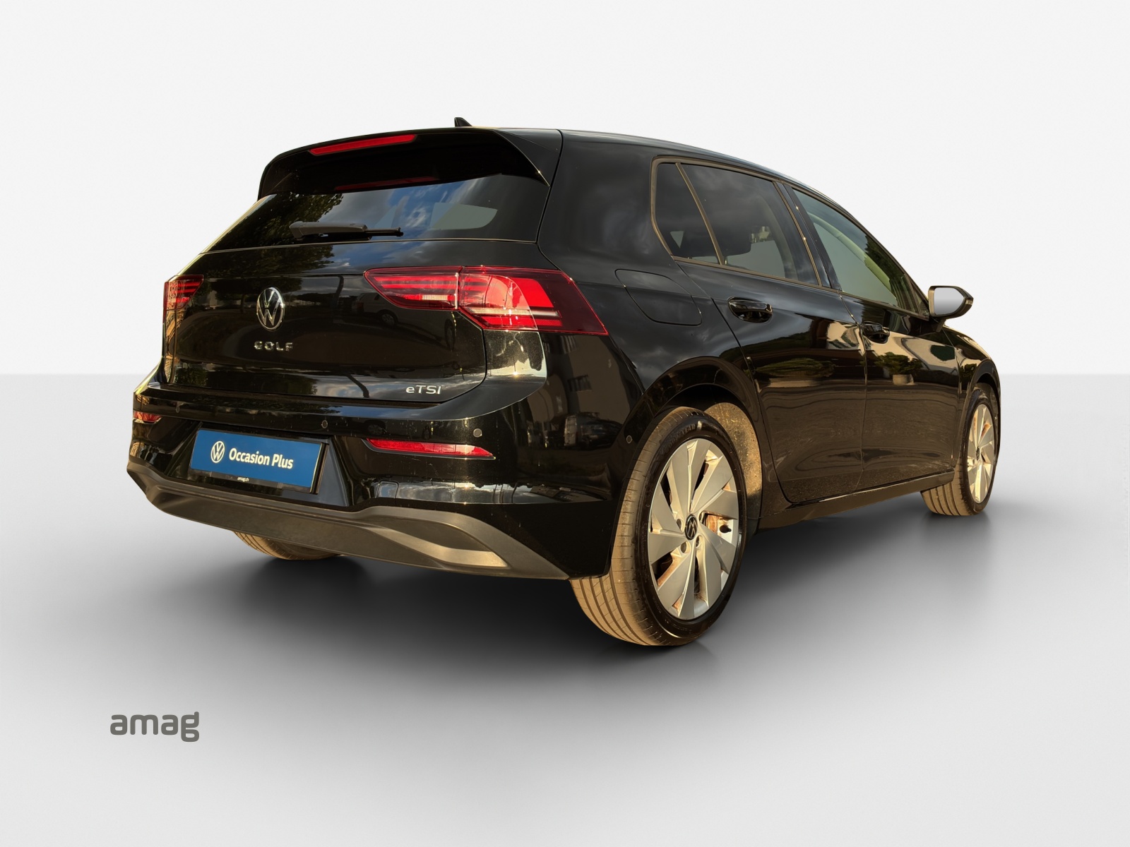 VW Golf 1.5 e TSI mHEV Life DSG-image-4