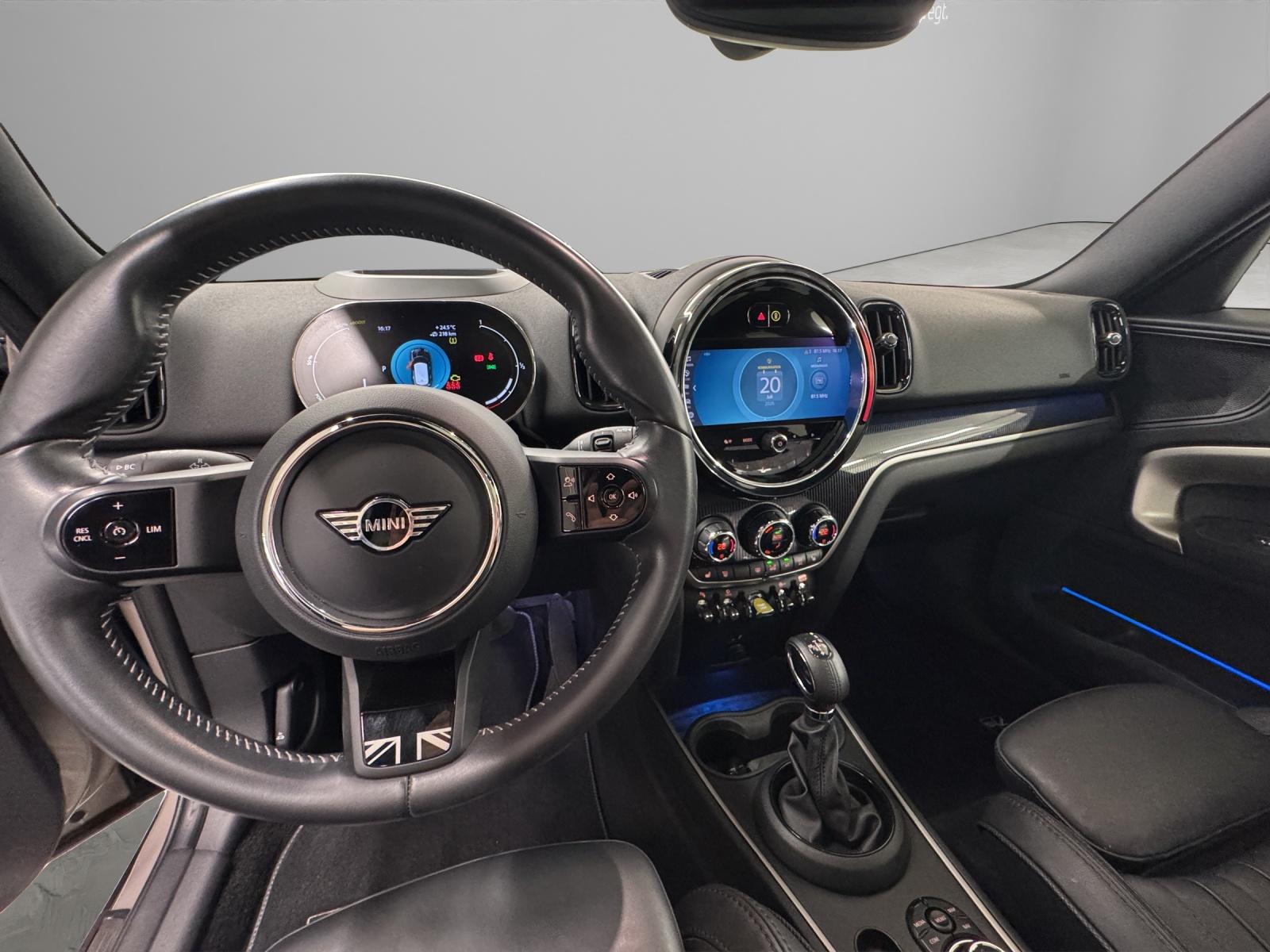 MINI Cooper SE 4 ALL-image-17