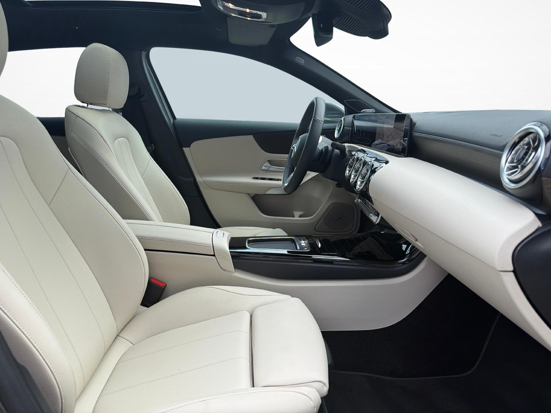 MERCEDES-BENZ A 250 Progressive 4m-image-11