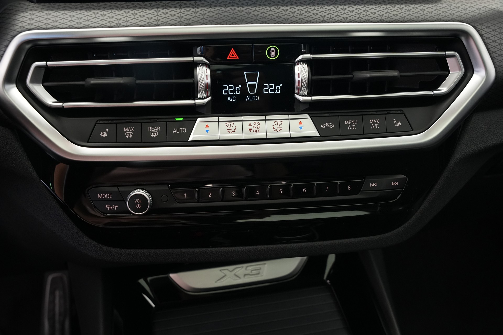 BMW X3 xDrive 48V 20d M Sport *CH-Fahrzeug* *Pano*-image-28