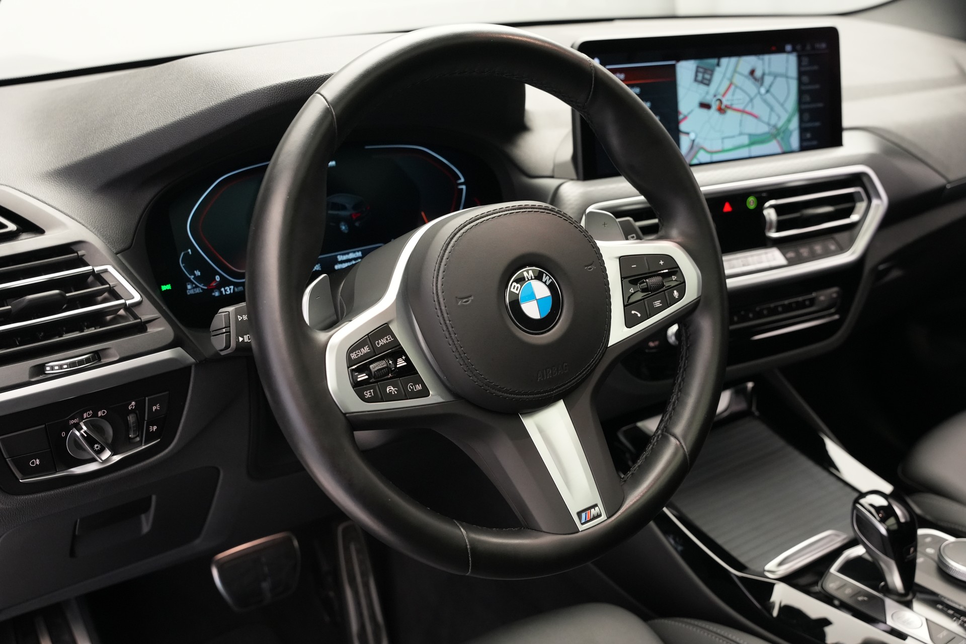 BMW X3 xDrive 48V 20d M Sport *CH-Fahrzeug* *Pano*-image-18