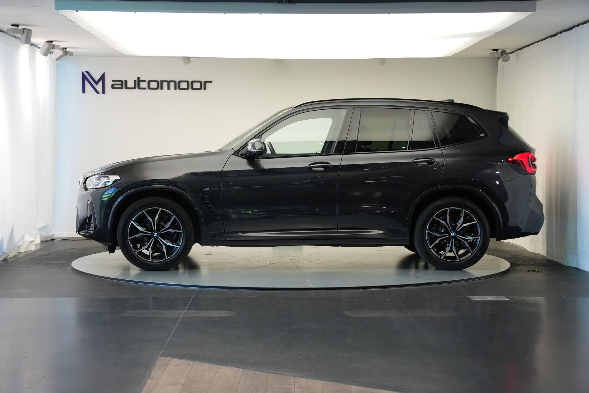 BMW X3 xDrive 48V 20d M Sport *CH-Fahrzeug* *Pano*-image-7