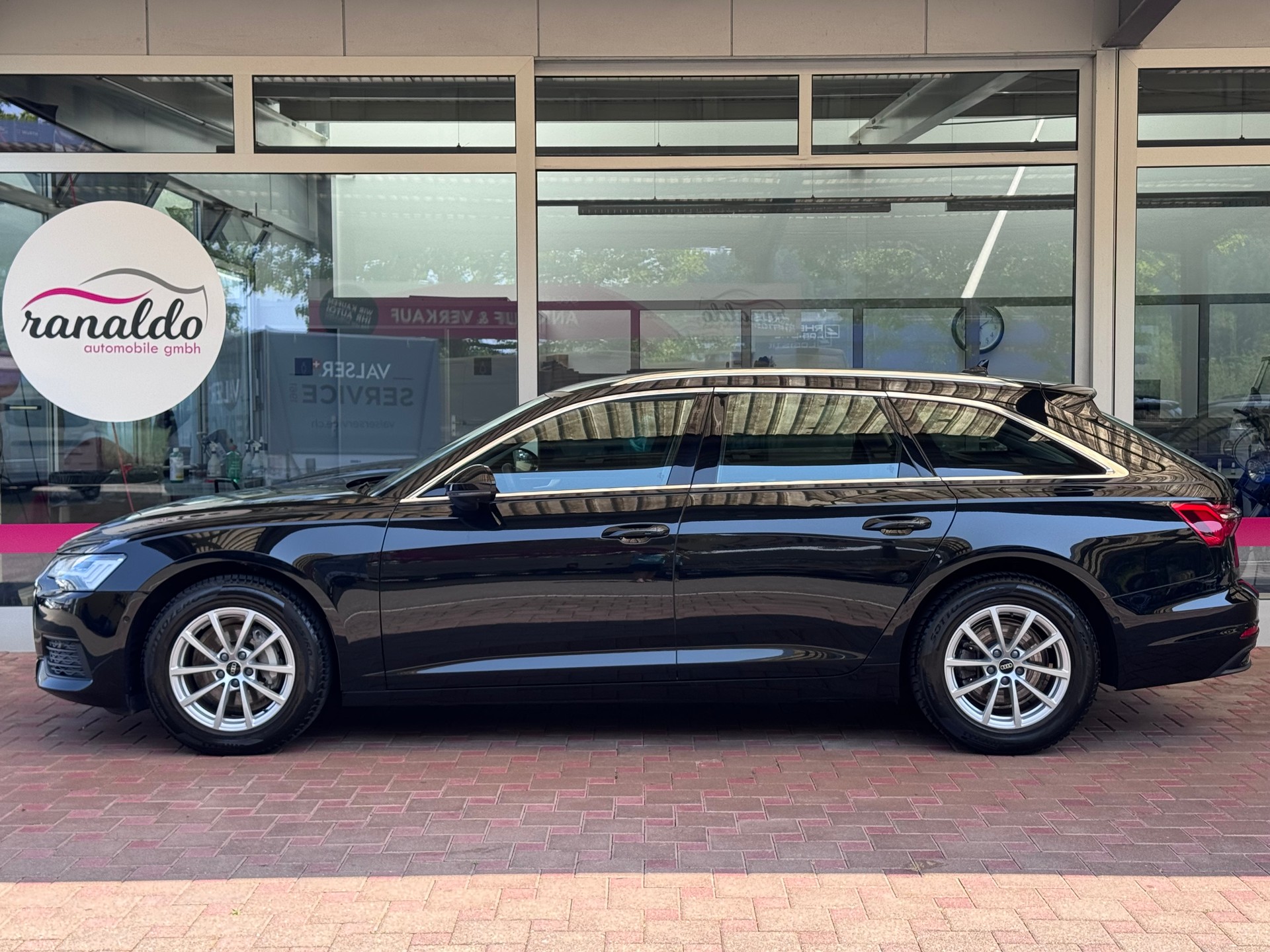 AUDI A6 Avant 40 TDI+4x4+Navi+360° Kamera+Bluetooth+ACC+Sportsitze+LED Scheinwerfer+Head-UP Display+4-Z-Klimaanlage+8-fach+-image-4