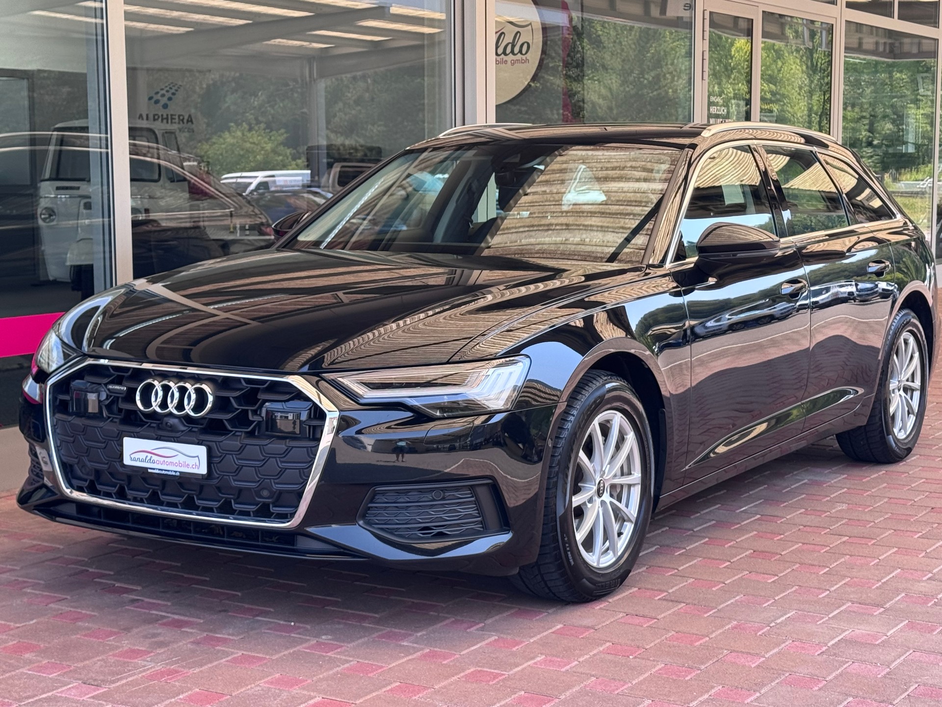AUDI A6 Avant 40 TDI+4x4+Navi+360° Kamera+Bluetooth+ACC+Sportsitze+LED Scheinwerfer+Head-UP Display+4-Z-Klimaanlage+8-fach+-showroom-element-2