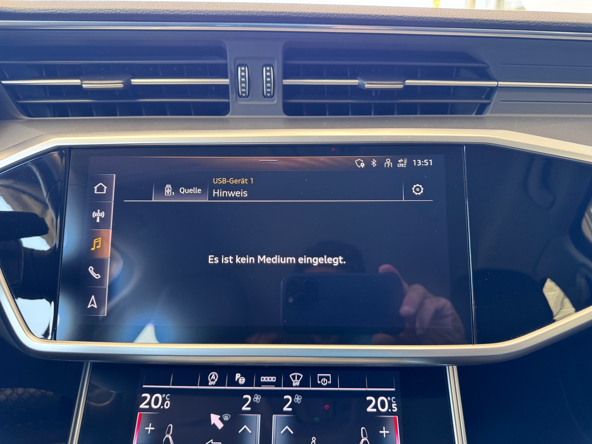 AUDI A6 Avant 40 TDI+4x4+Navi+360° Kamera+Bluetooth+ACC+Sportsitze+LED Scheinwerfer+Head-UP Display+4-Z-Klimaanlage+8-fach+-image-22