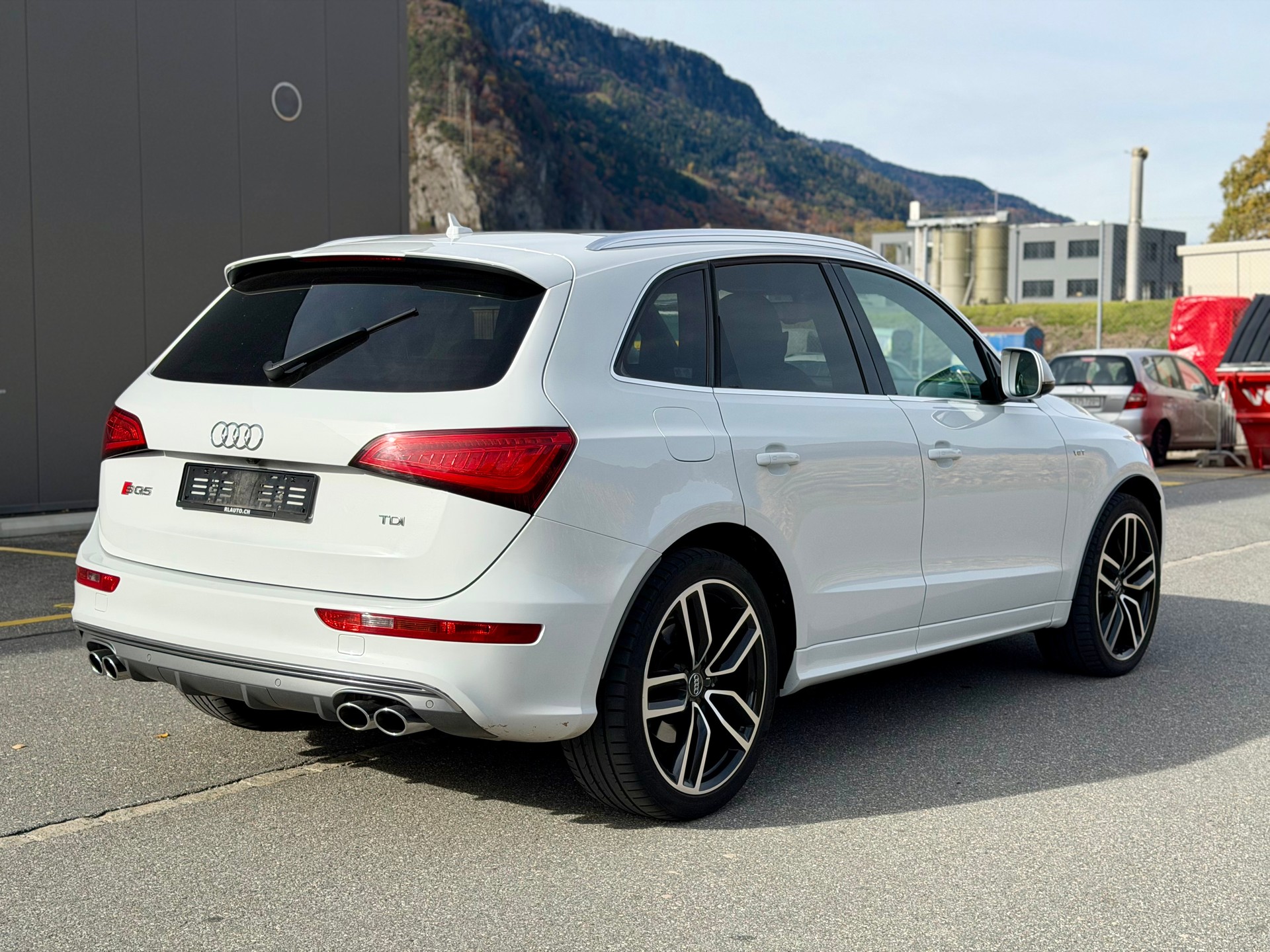 AUDI SQ5 3.0 TDI quattro tiptronic-image-4