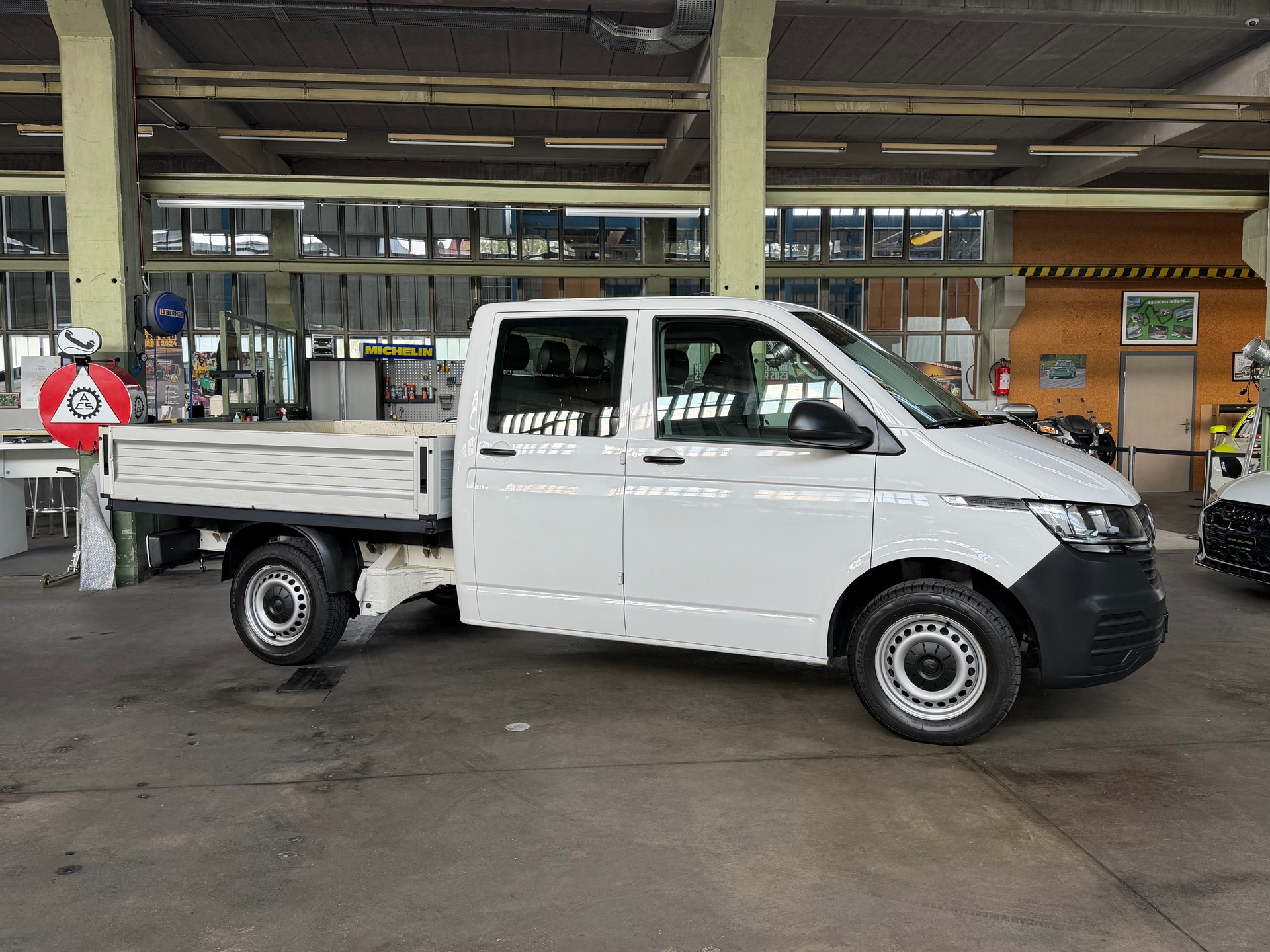VW T6.1 2.0 TDI Doka 4Motion-image-9
