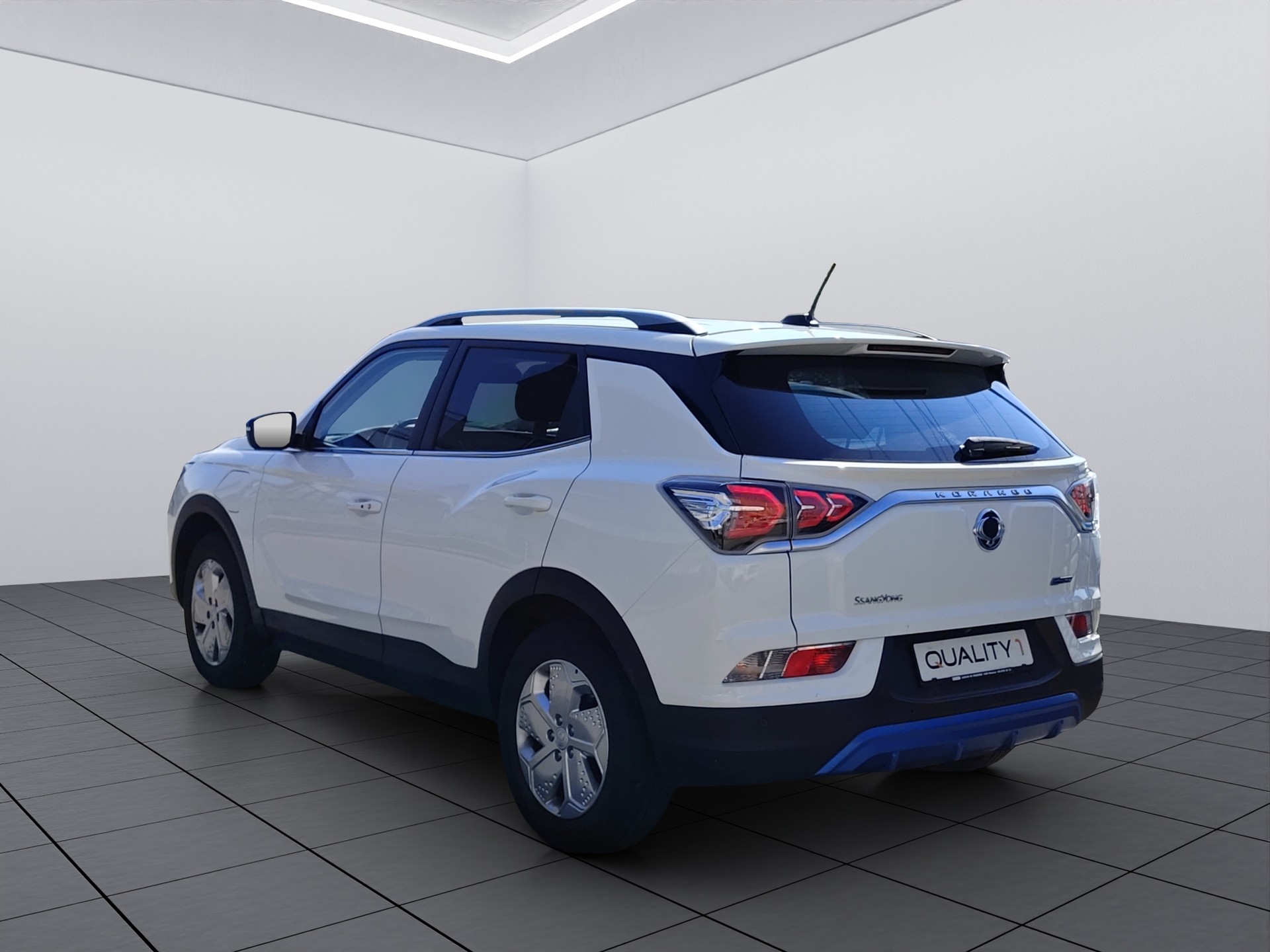 KGM-SsangYong Korando eMotion Bronze-image-6