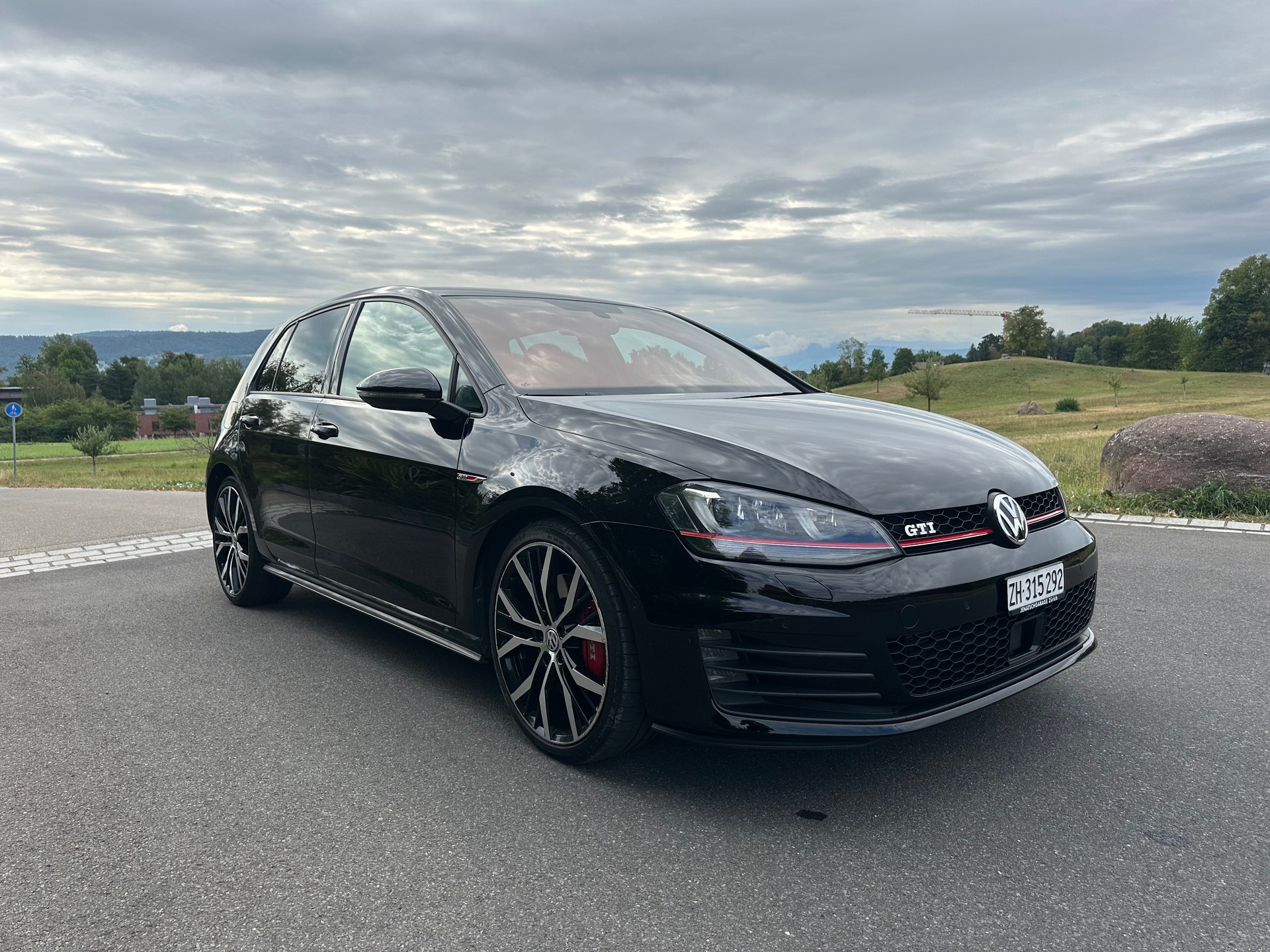 VW 2.0 TSI GTI Performance DSG-image-0