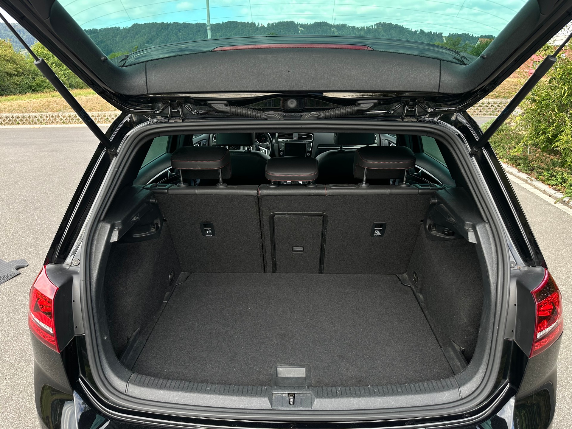 VW 2.0 TSI GTI Performance DSG-image-5