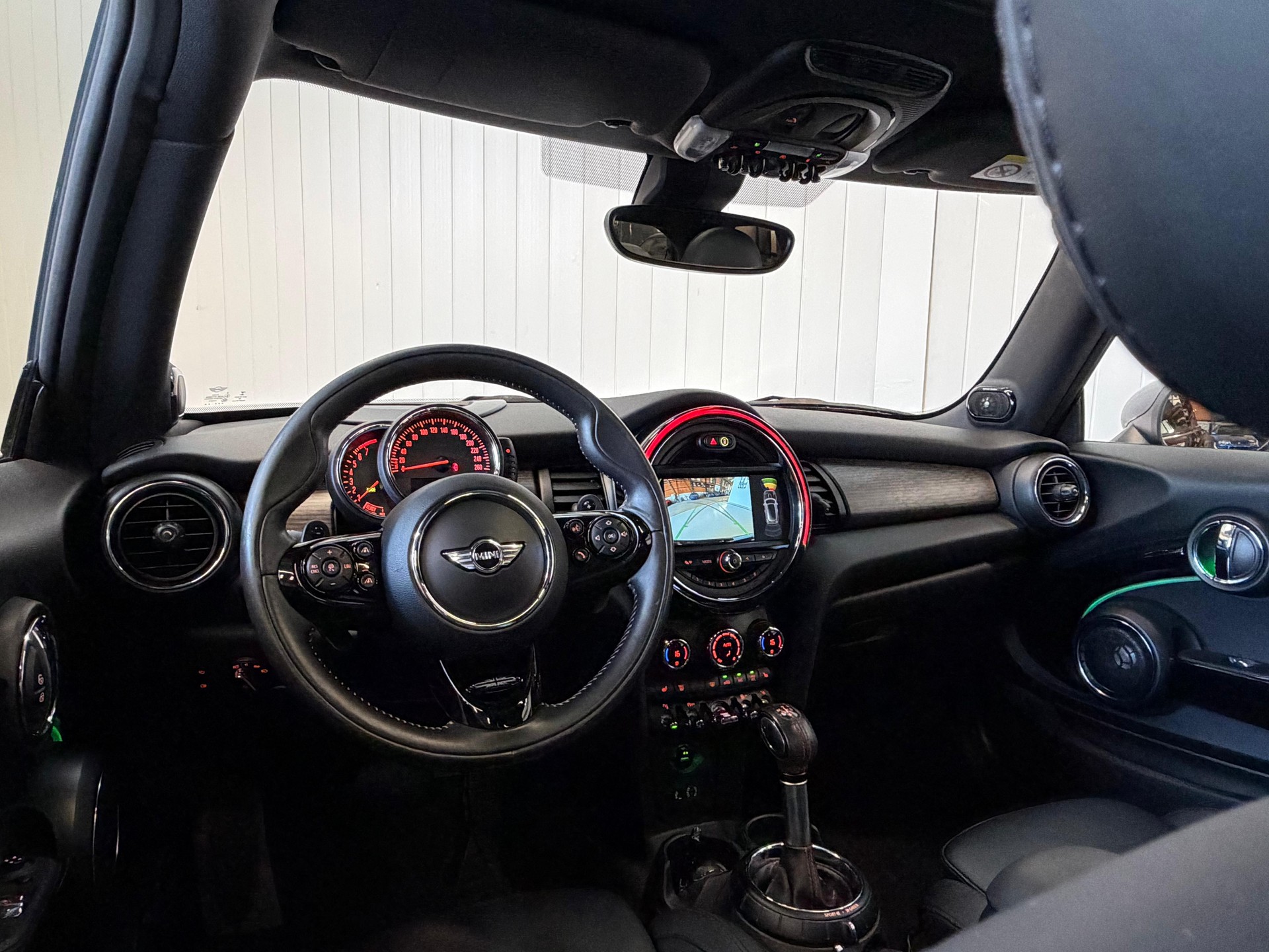 MINI Cooper S Steptronic, frisch ab MFK und Service, top Ausstattung-image-11