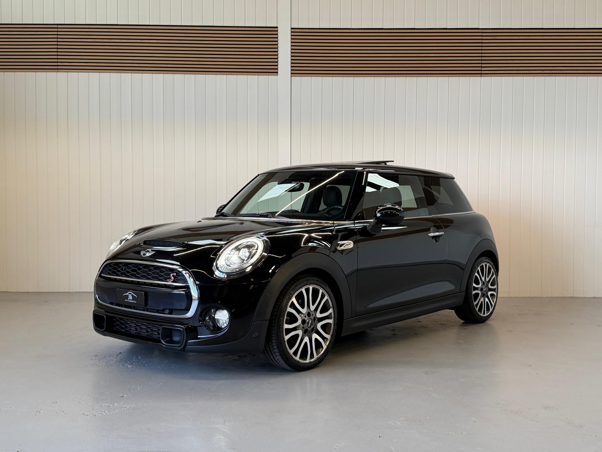 MINI Cooper S Steptronic, frisch ab MFK und Service, top Ausstattung-image-0