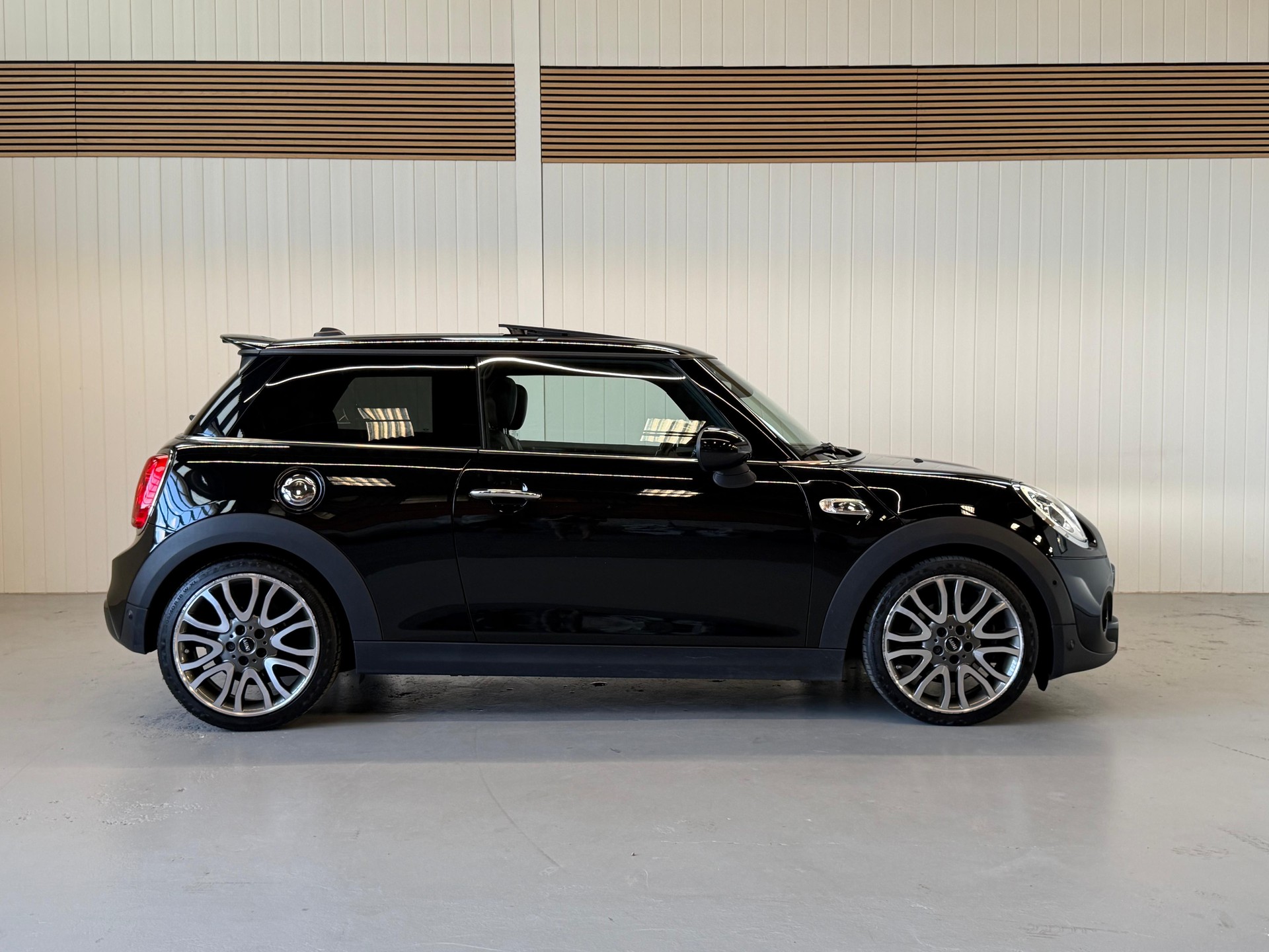 MINI Cooper S Steptronic, frisch ab MFK und Service, top Ausstattung-image-5