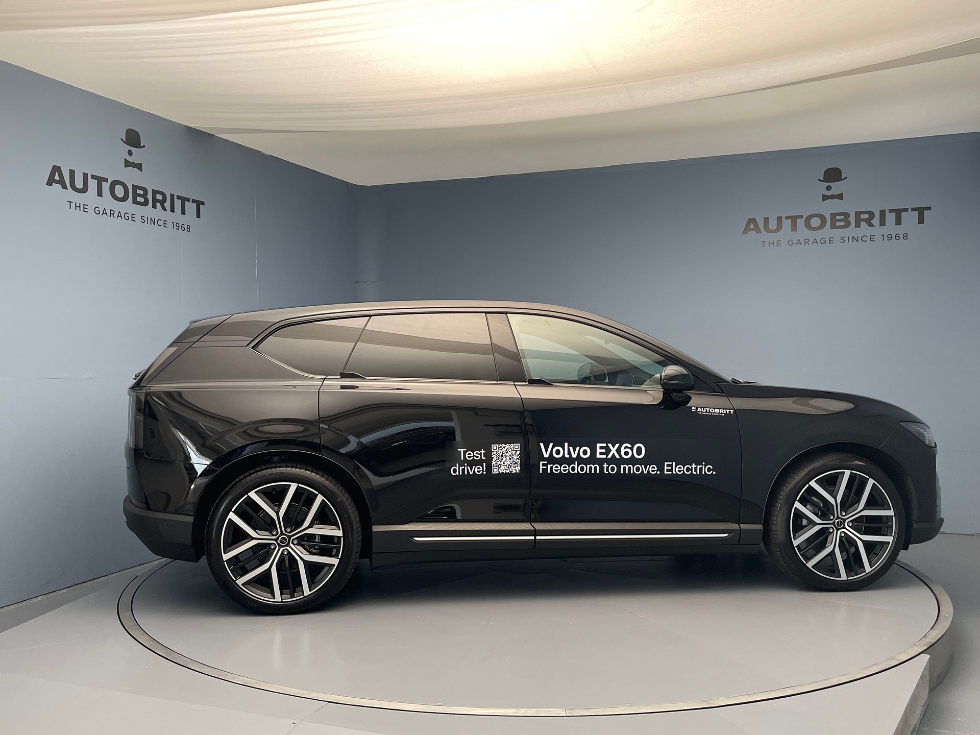 VOLVO EX60 Twin Ultra AWD-image-3