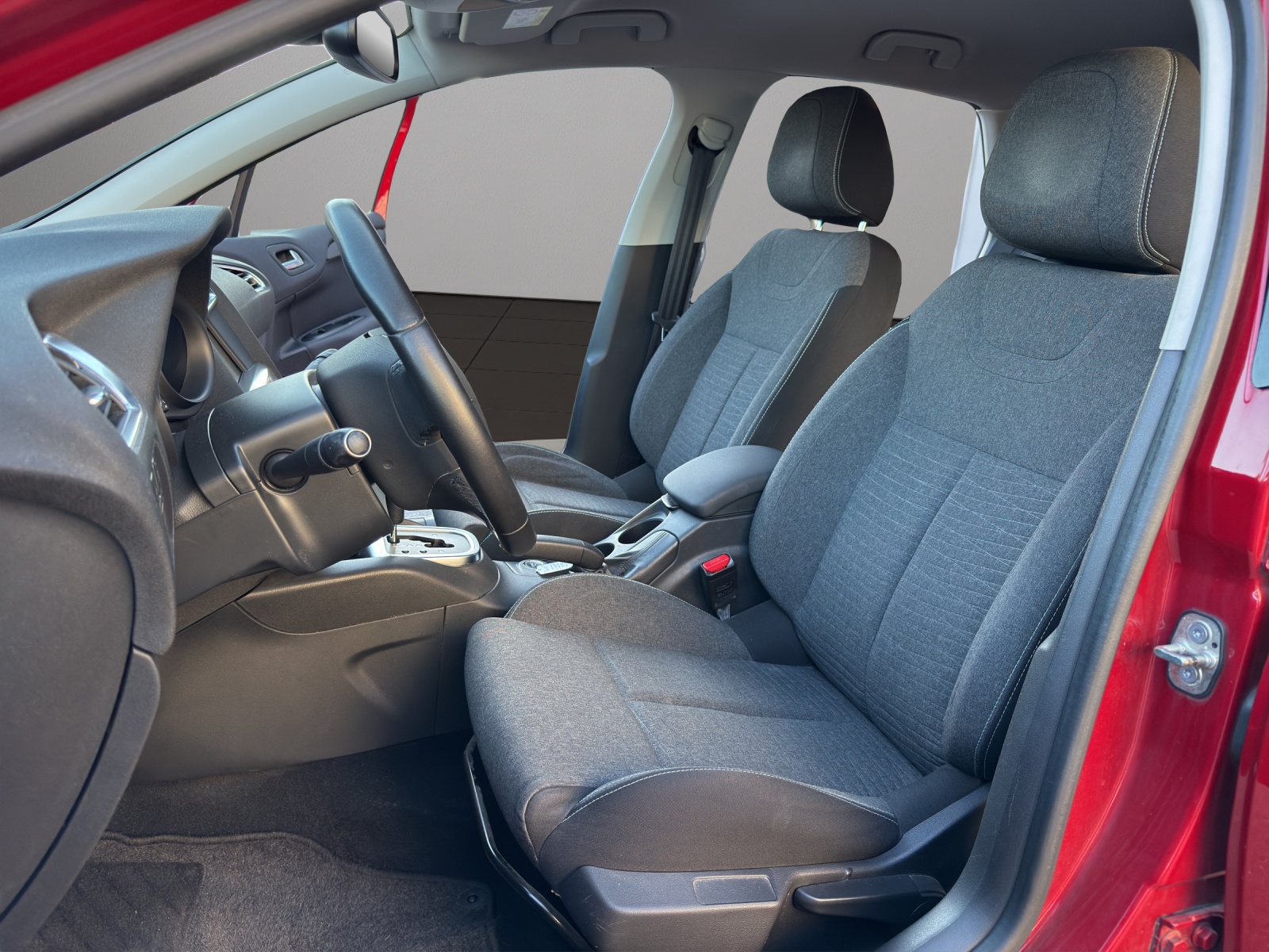 CITROEN C4 1.2 Pure Tech Feel Automatic-image-8