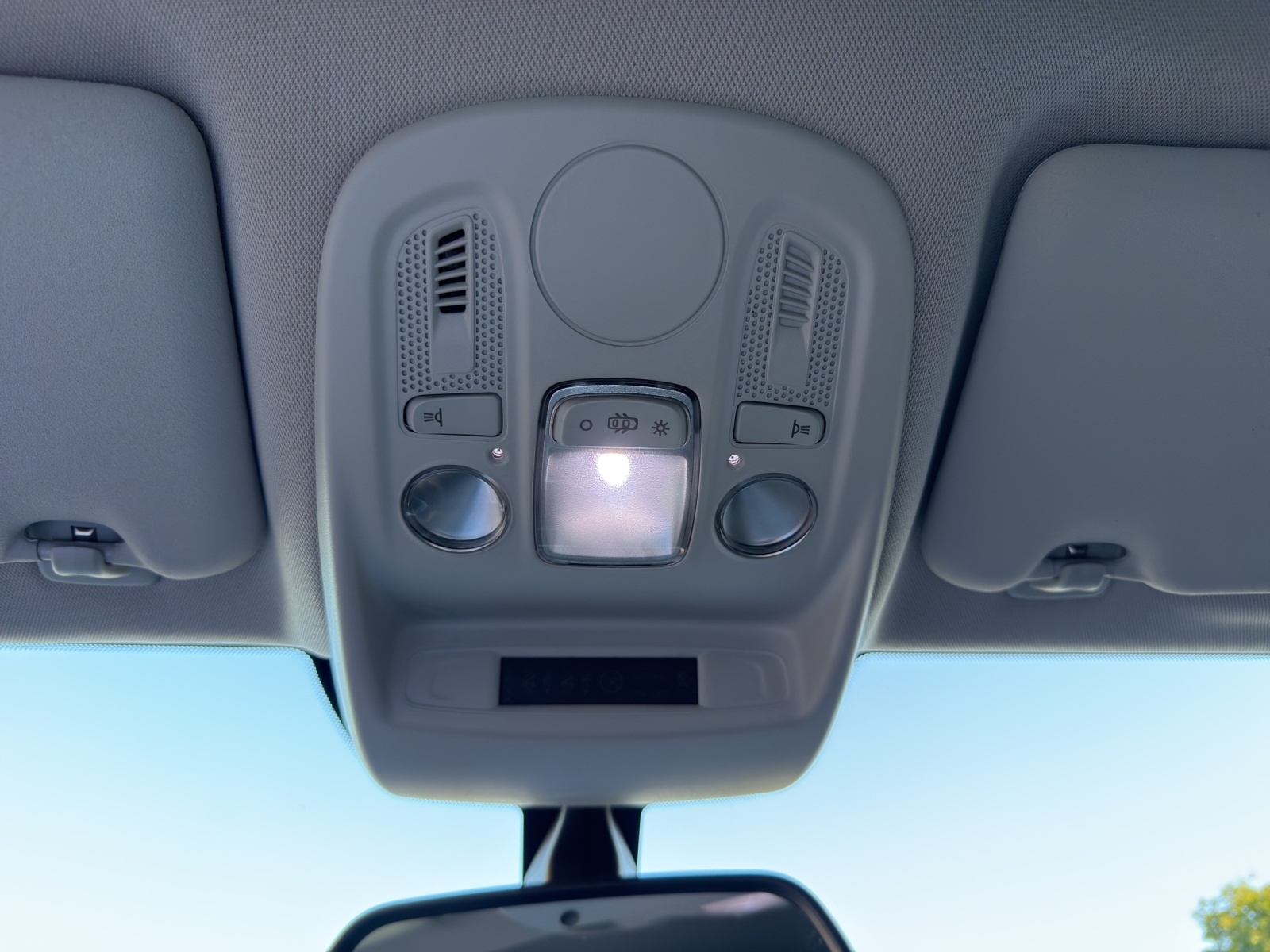 CITROEN C4 1.2 Pure Tech Feel Automatic-image-25