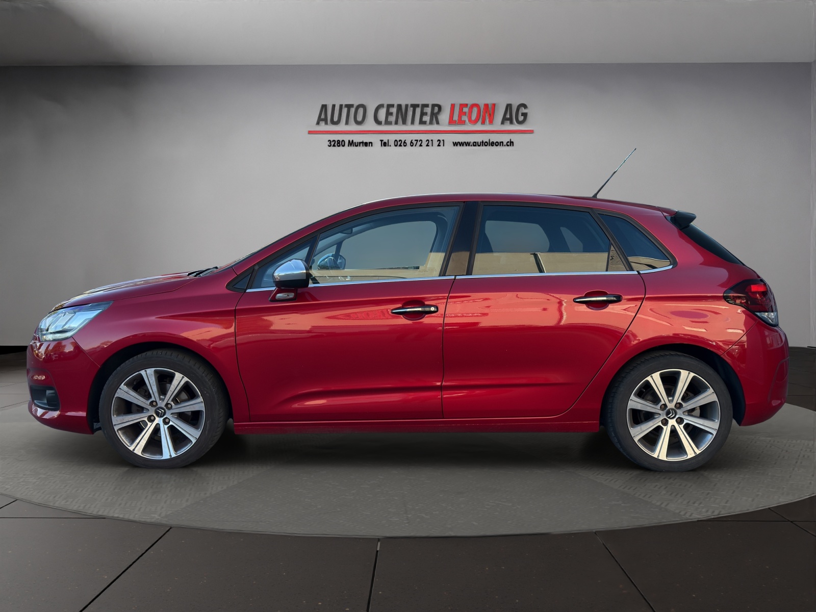 CITROEN C4 1.2 Pure Tech Feel Automatic-showroom-element-2